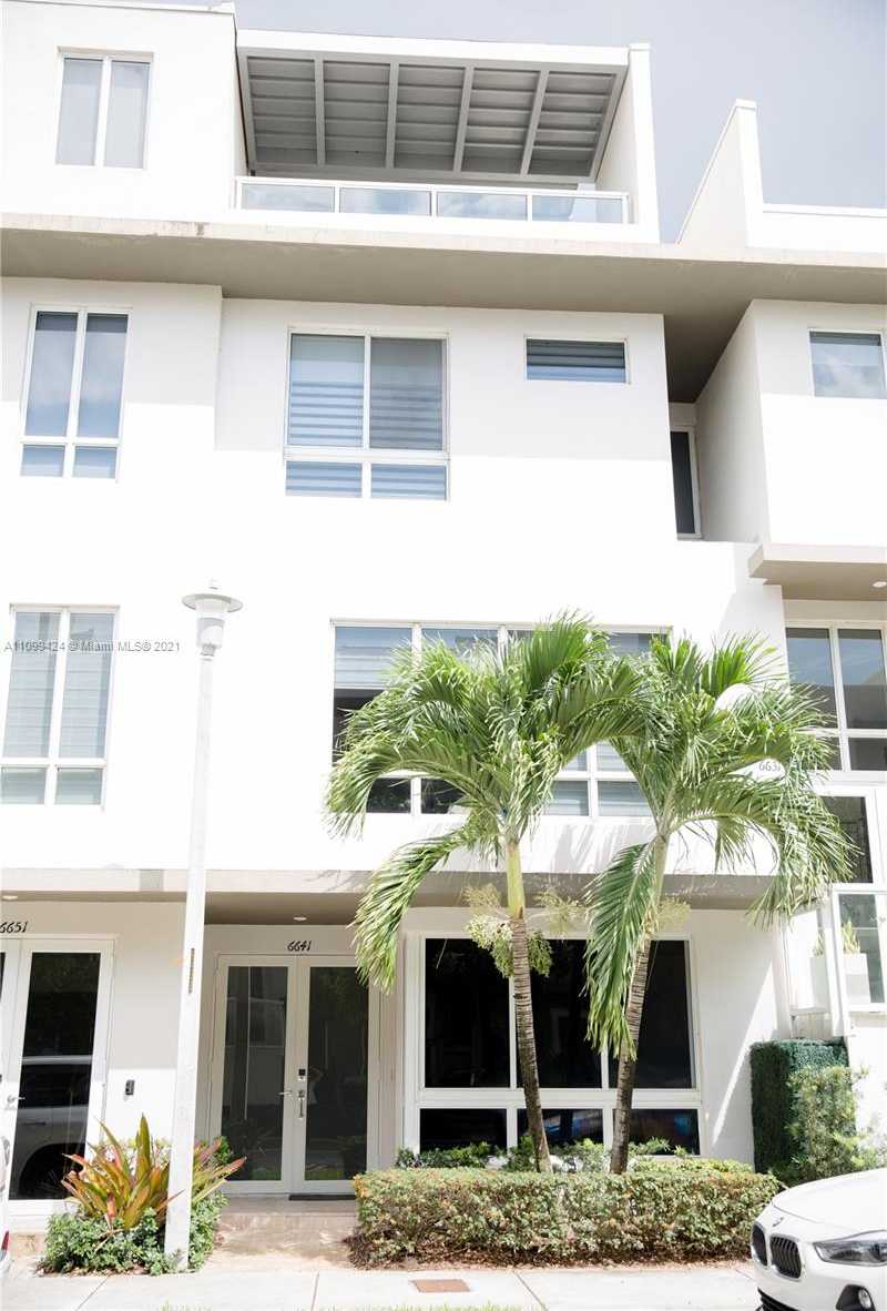 Small Image of 6641 NORTH WEST 105TH CT, Doral Number 42