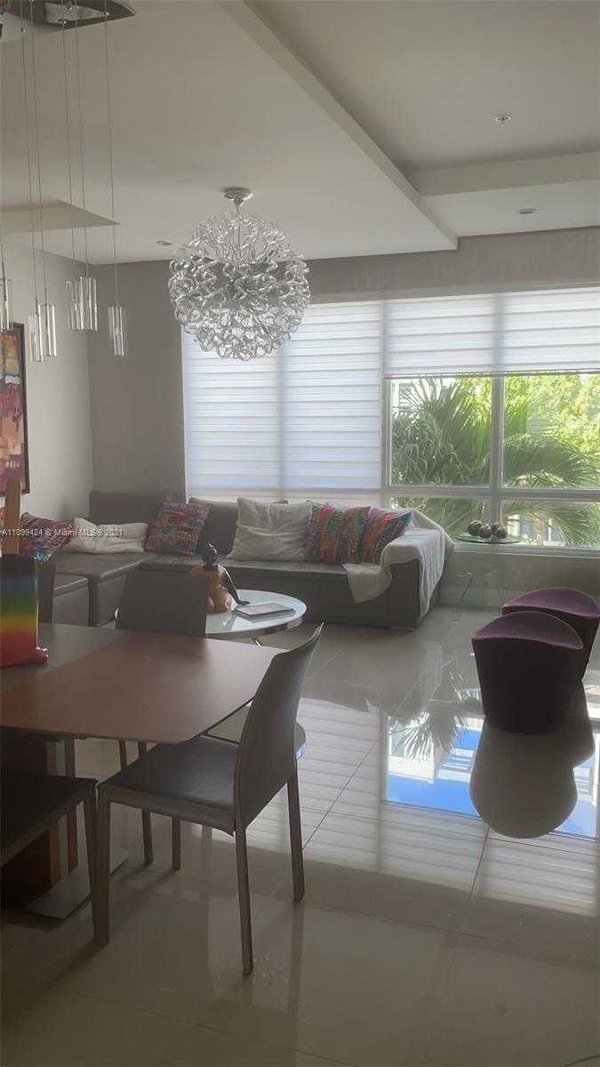 Small Image of 6641 NORTH WEST 105TH CT, Doral Number 5