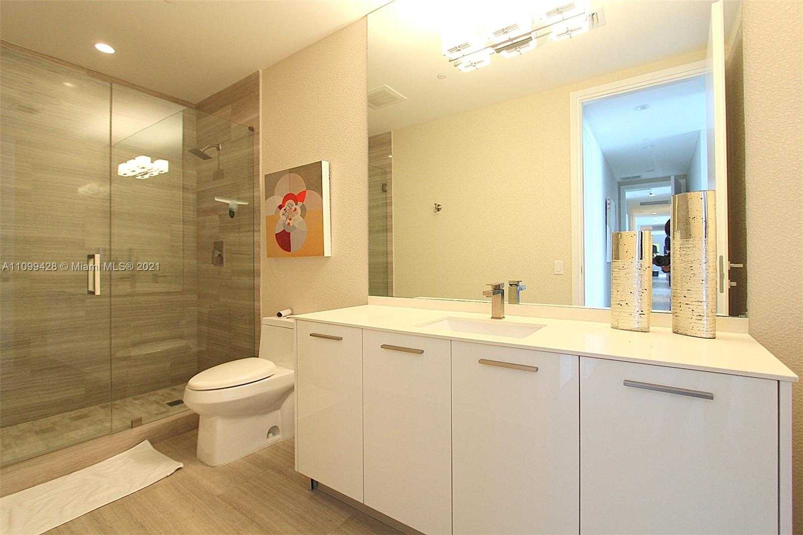 Small Image of 1300 BRICKELL BAY DR #4302, Miami Number 28