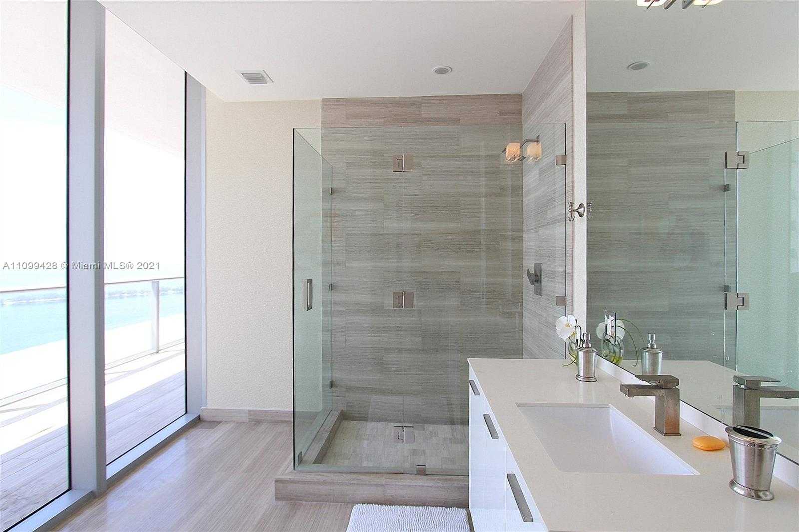Small Image of 1300 BRICKELL BAY DR #4302, Miami Number 33
