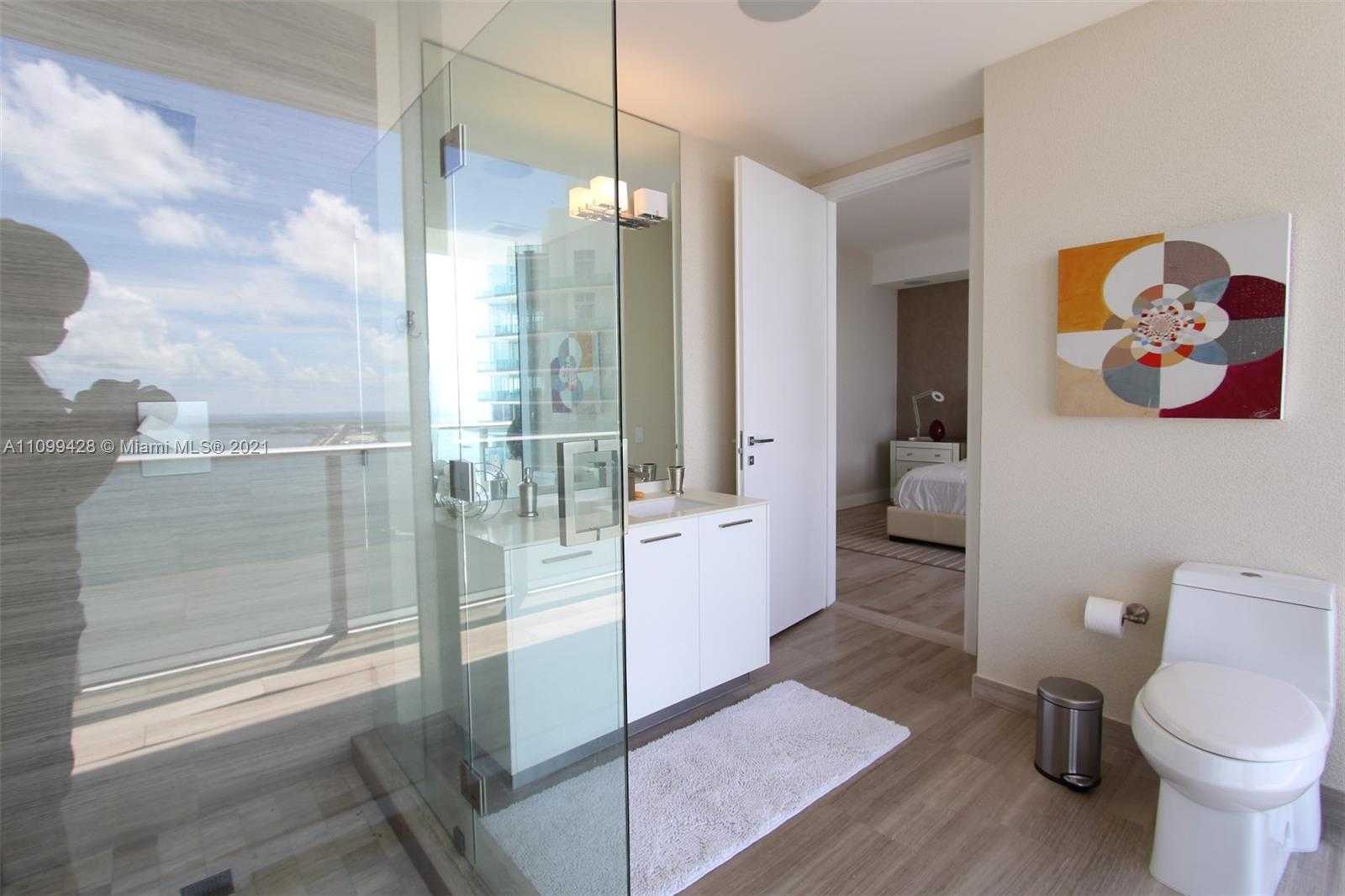 Small Image of 1300 BRICKELL BAY DR #4302, Miami Number 35