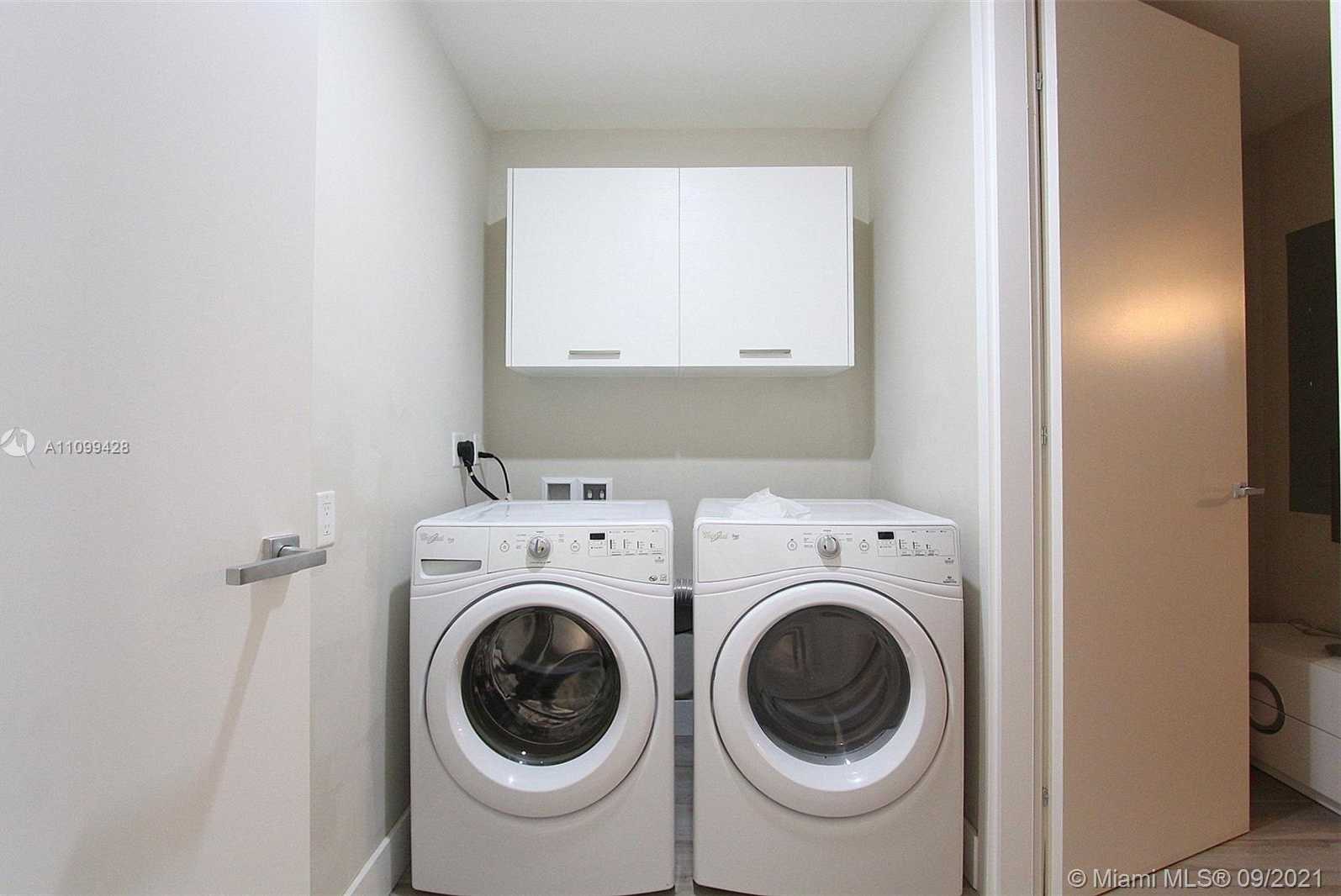 Small Image of 1300 BRICKELL BAY DR #4302, Miami Number 36