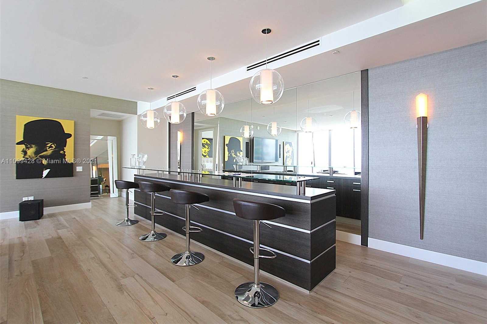 Small Image of 1300 BRICKELL BAY DR #4302, Miami Number 5