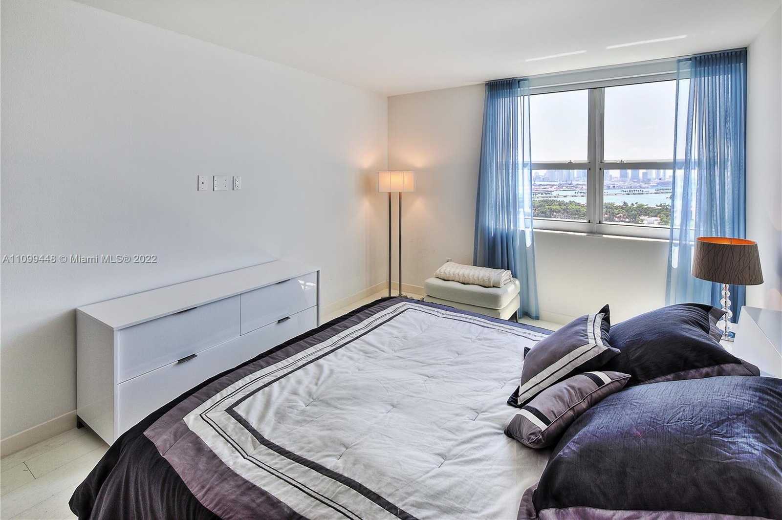 Small Image of 650 WEST AVE #2801, Miami Beach Number 4