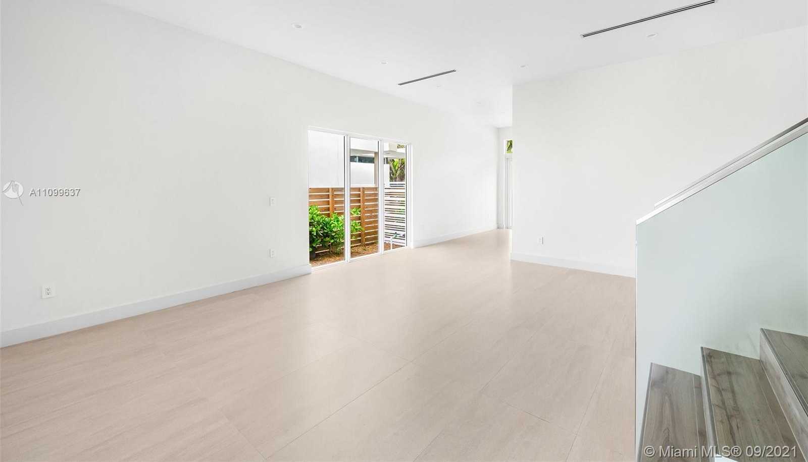 Small Image of 1348 SOUTH WEST 22ND TERRACE #1348, Miami Number 10
