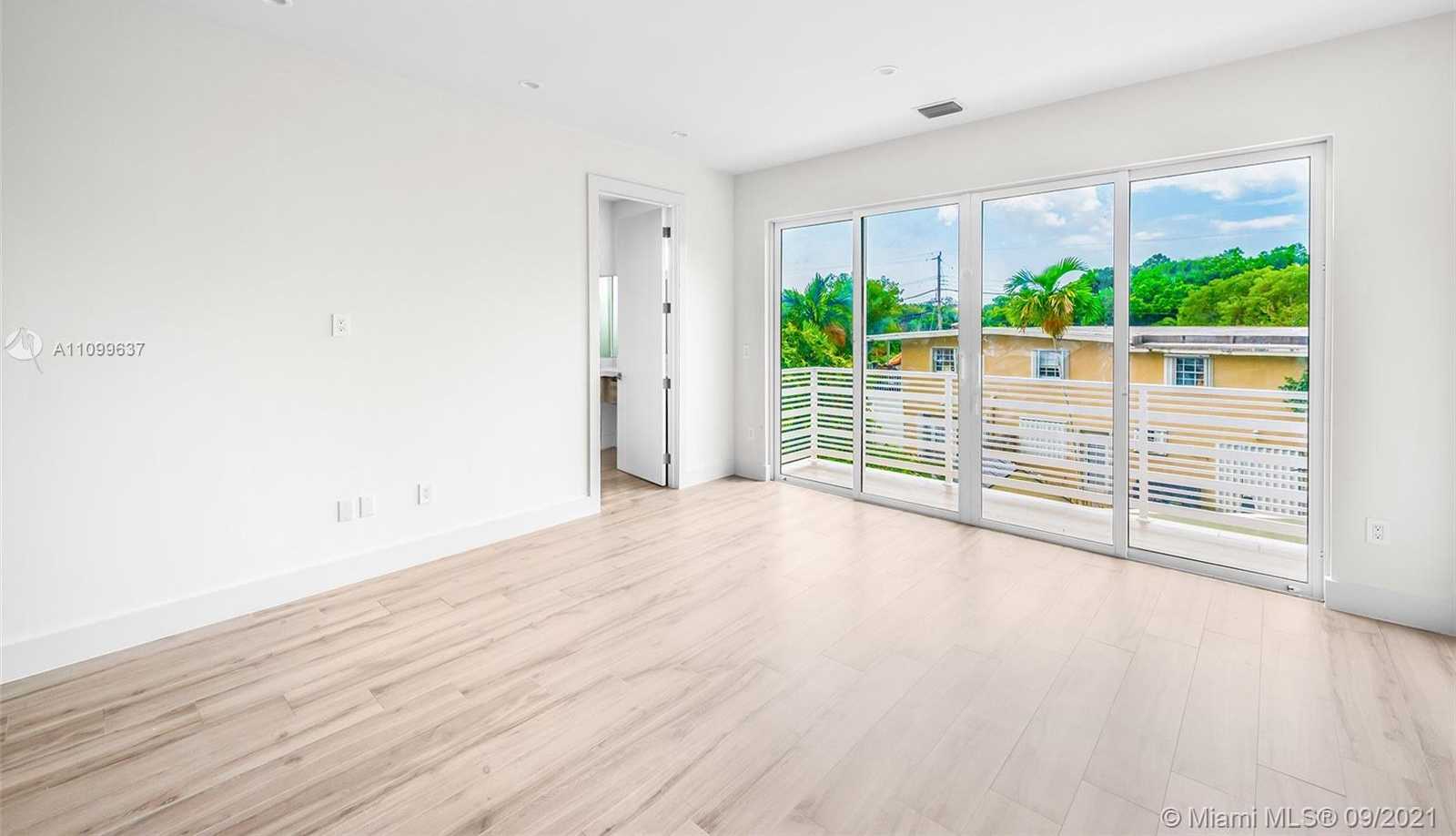 Small Image of 1348 SOUTH WEST 22ND TERRACE #1348, Miami Number 14