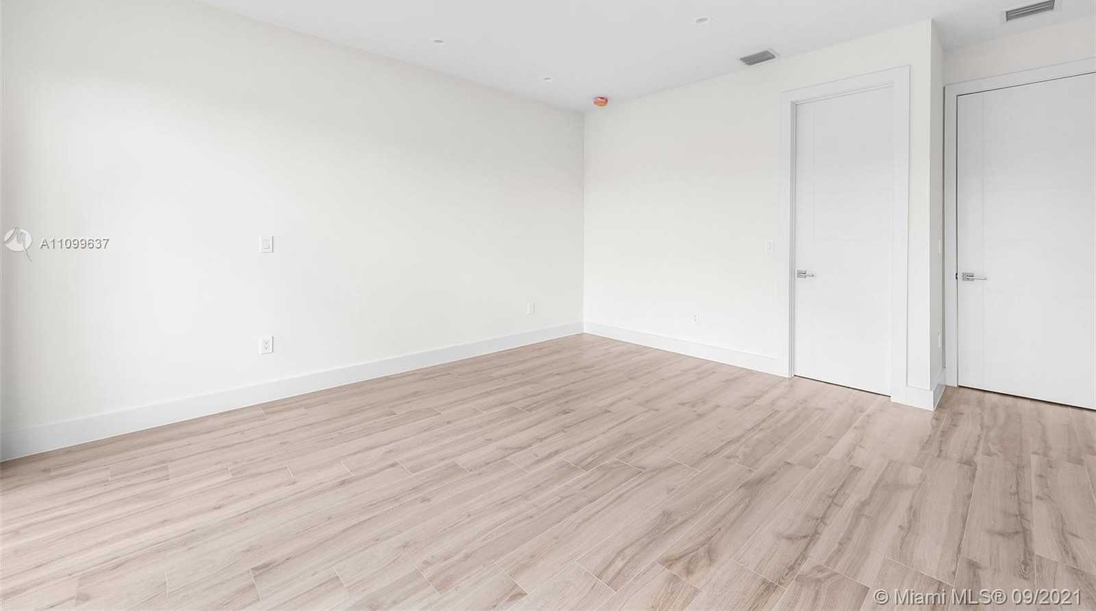 Small Image of 1348 SOUTH WEST 22ND TERRACE #1348, Miami Number 16