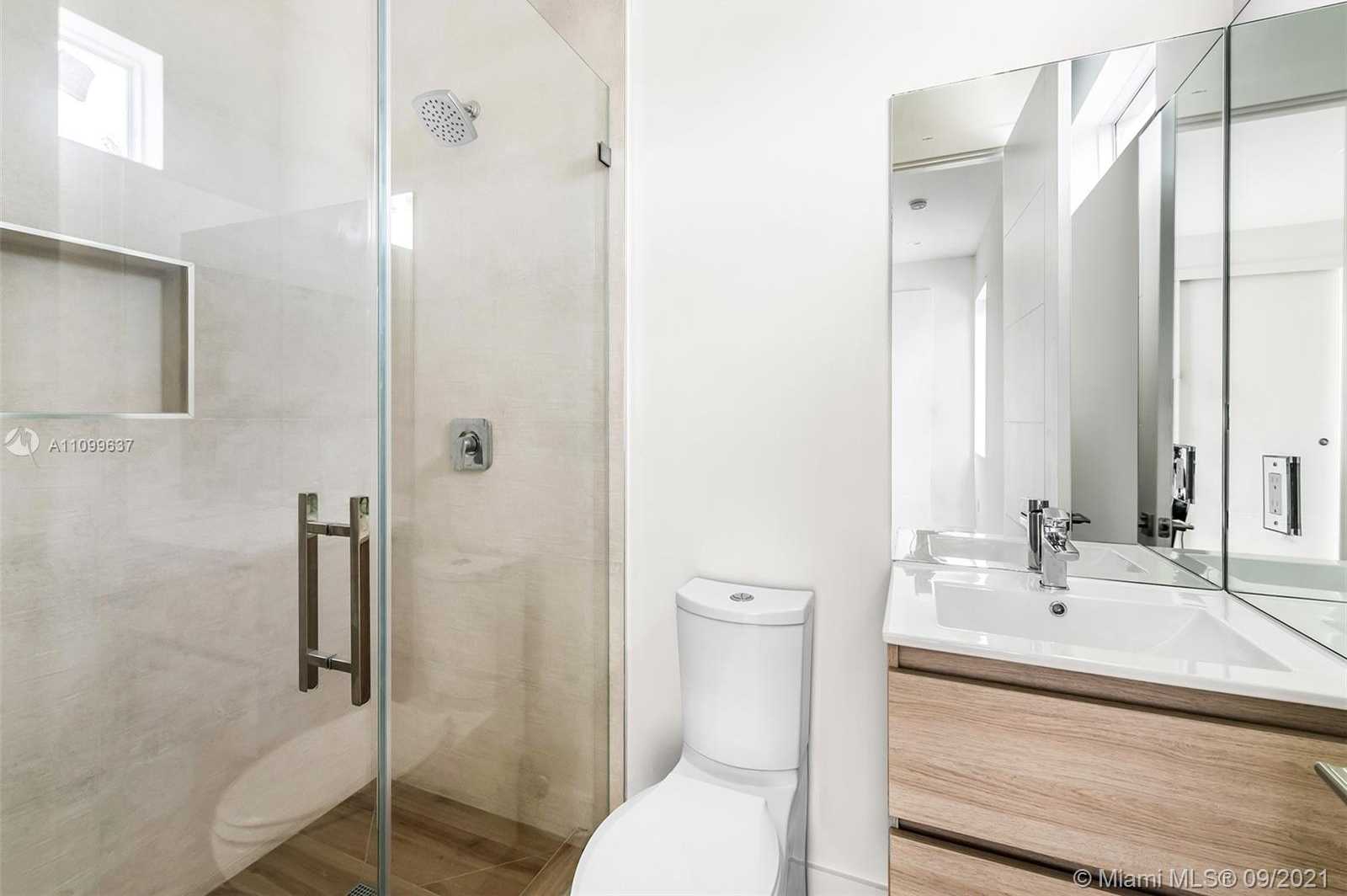 Small Image of 1348 SOUTH WEST 22ND TERRACE #1348, Miami Number 18