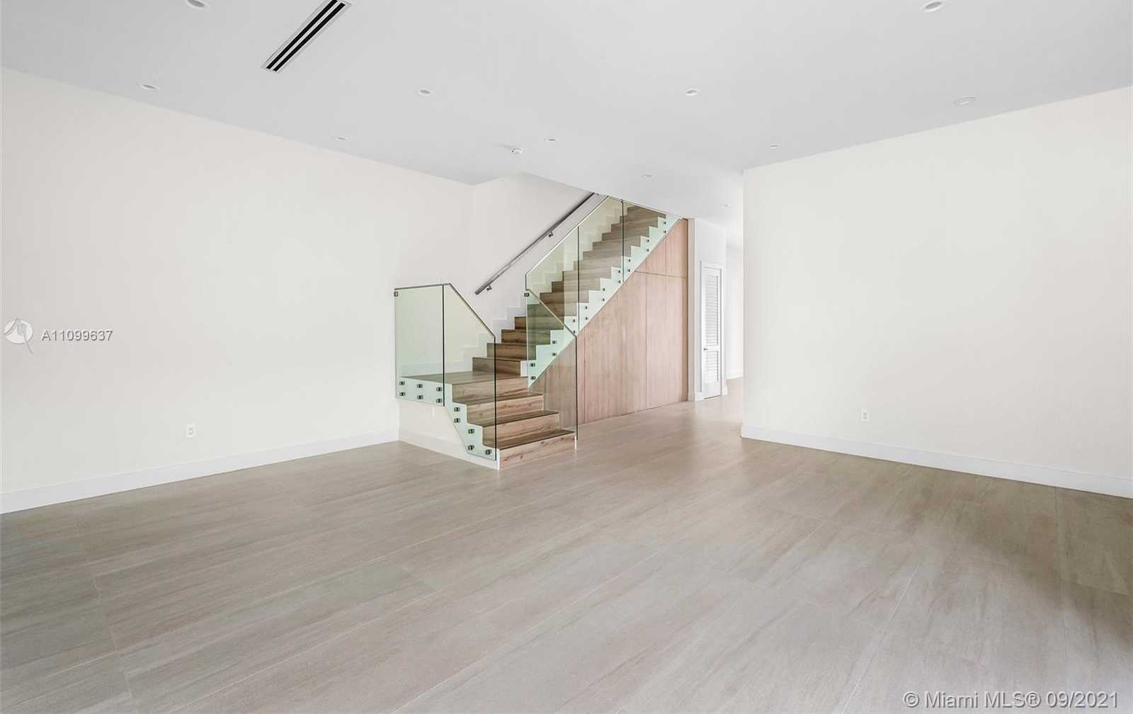 Small Image of 1348 SOUTH WEST 22ND TERRACE #1348, Miami Number 2