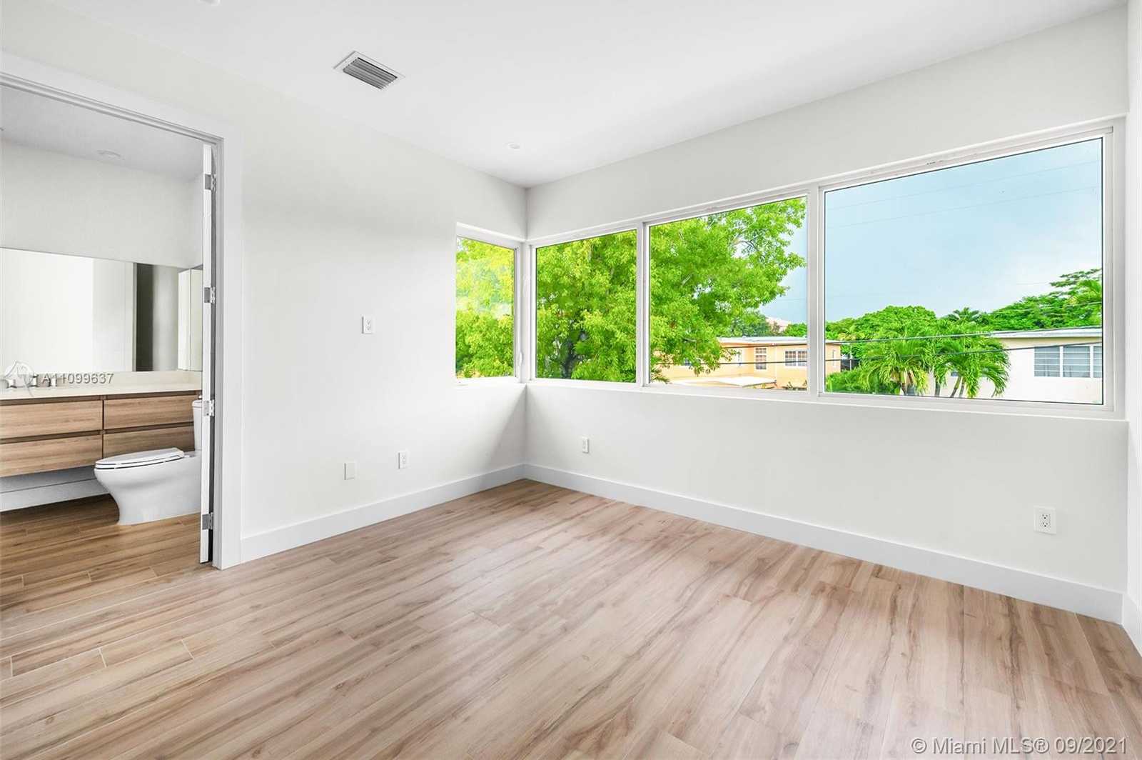 Small Image of 1348 SOUTH WEST 22ND TERRACE #1348, Miami Number 21