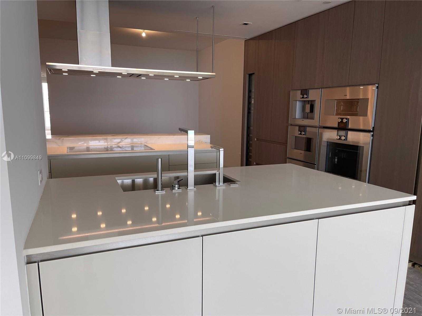 Small Image of 18501 COLLINS AVE #1003, Sunny Isles Beach Number 3
