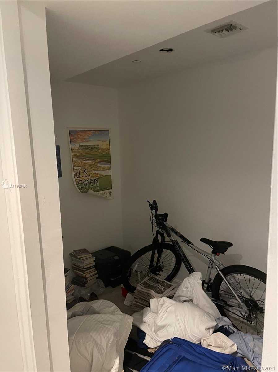 Small Image of 55 SOUTH WEST 9TH ST #2210, Miami Number 10