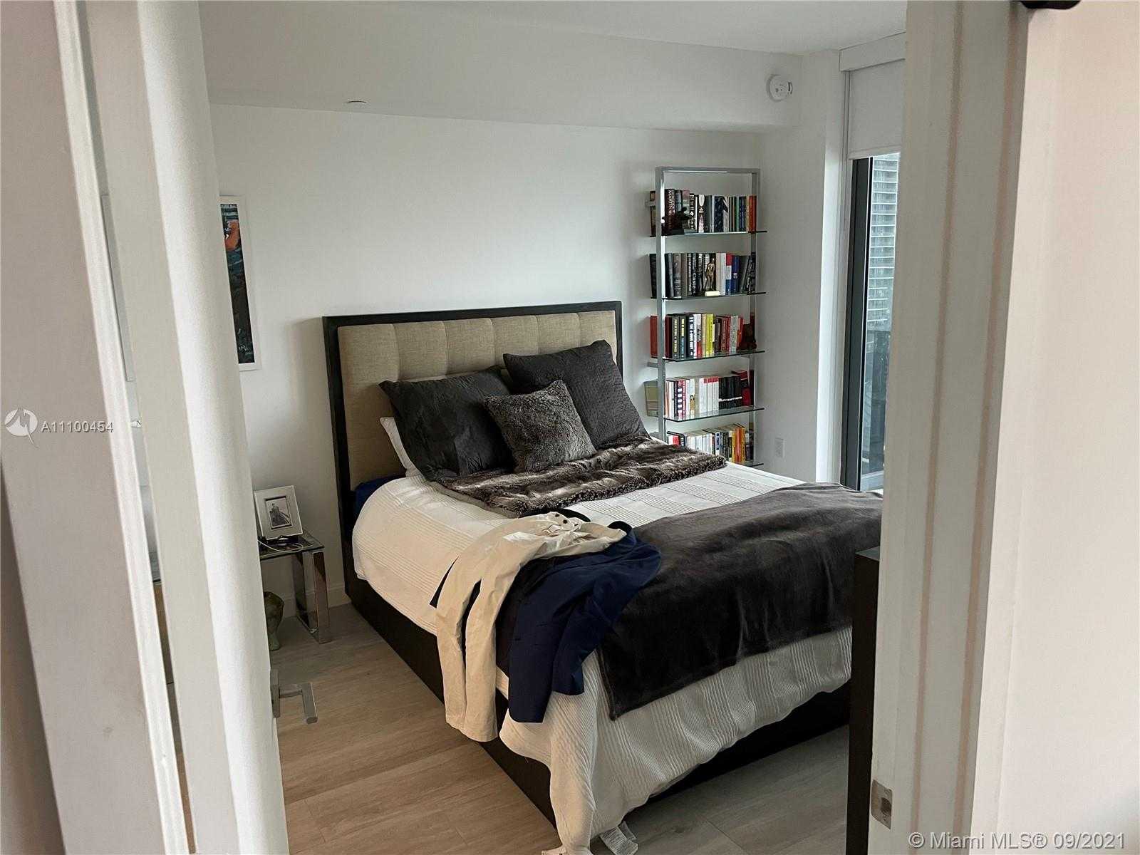 Small Image of 55 SOUTH WEST 9TH ST #2210, Miami Number 20