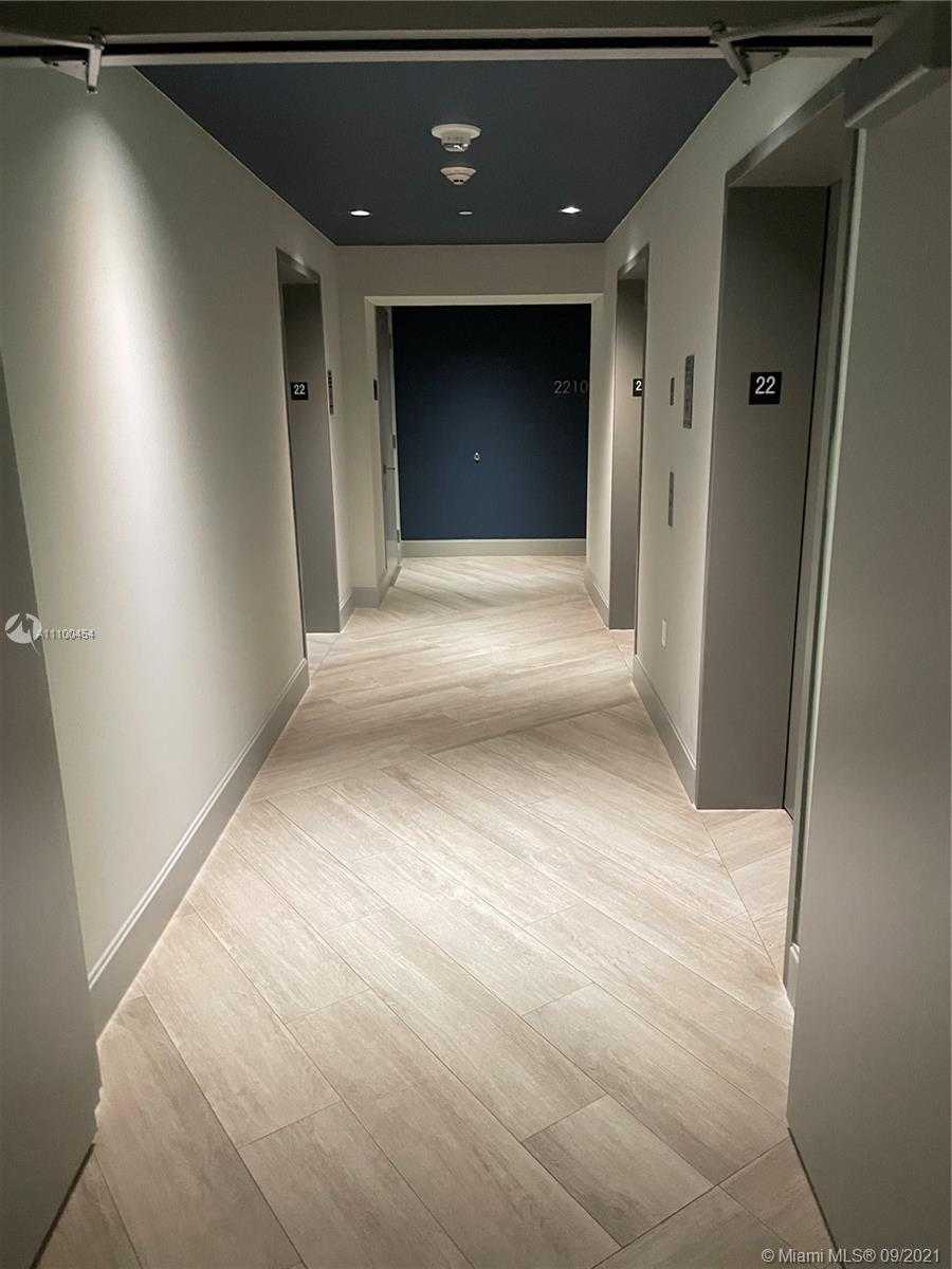 Small Image of 55 SOUTH WEST 9TH ST #2210, Miami Number 24