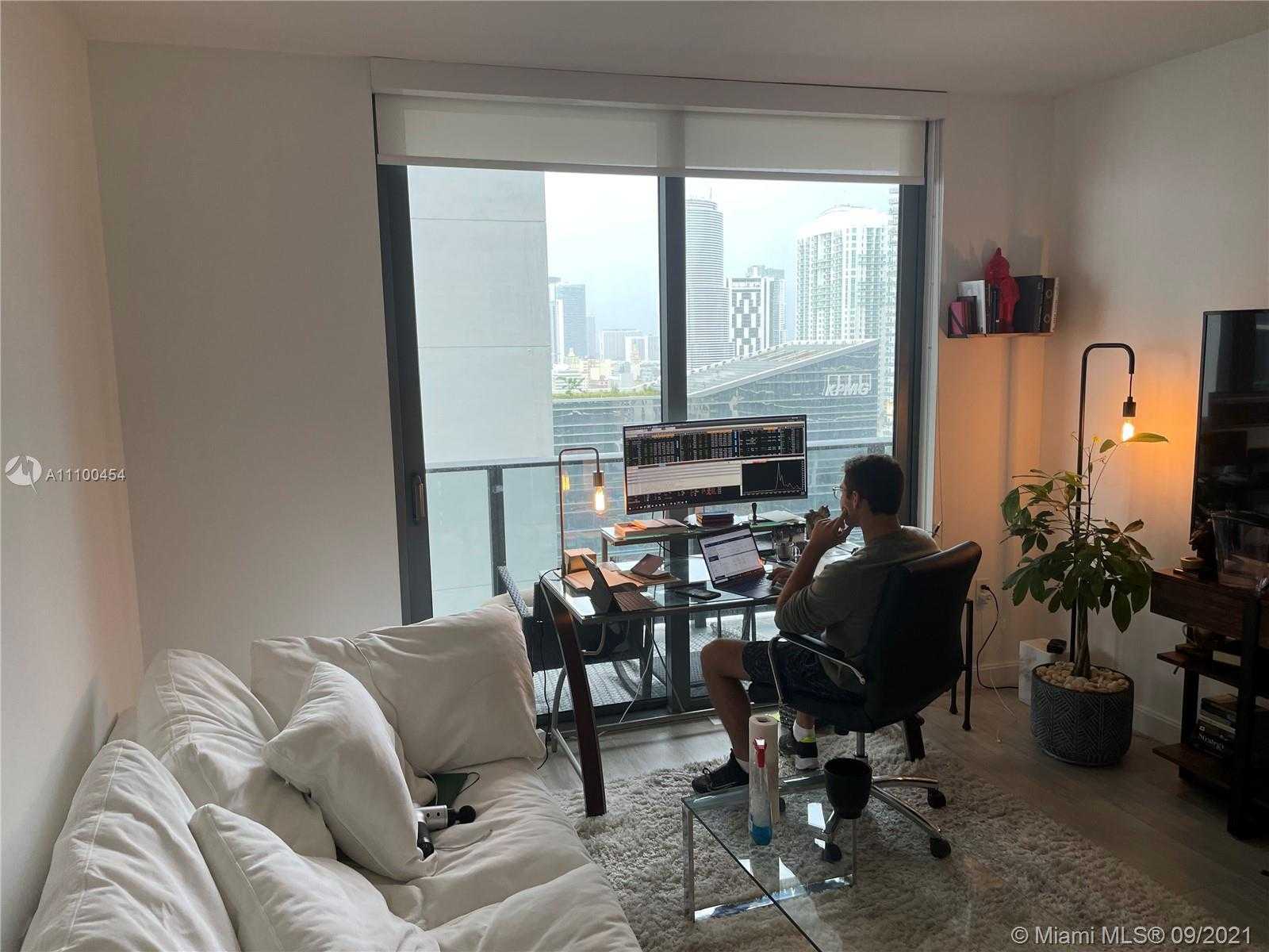 Small Image of 55 SOUTH WEST 9TH ST #2210, Miami Number 25