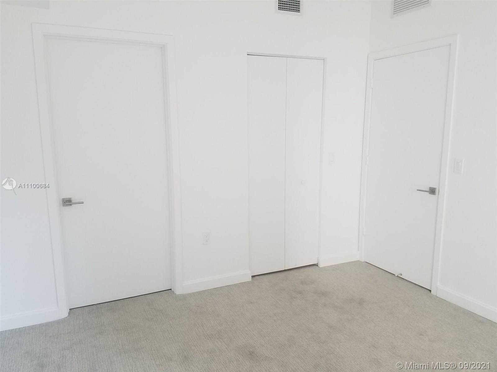Small Image of 45 SOUTH WEST 9TH ST #2907, Miami Number 15