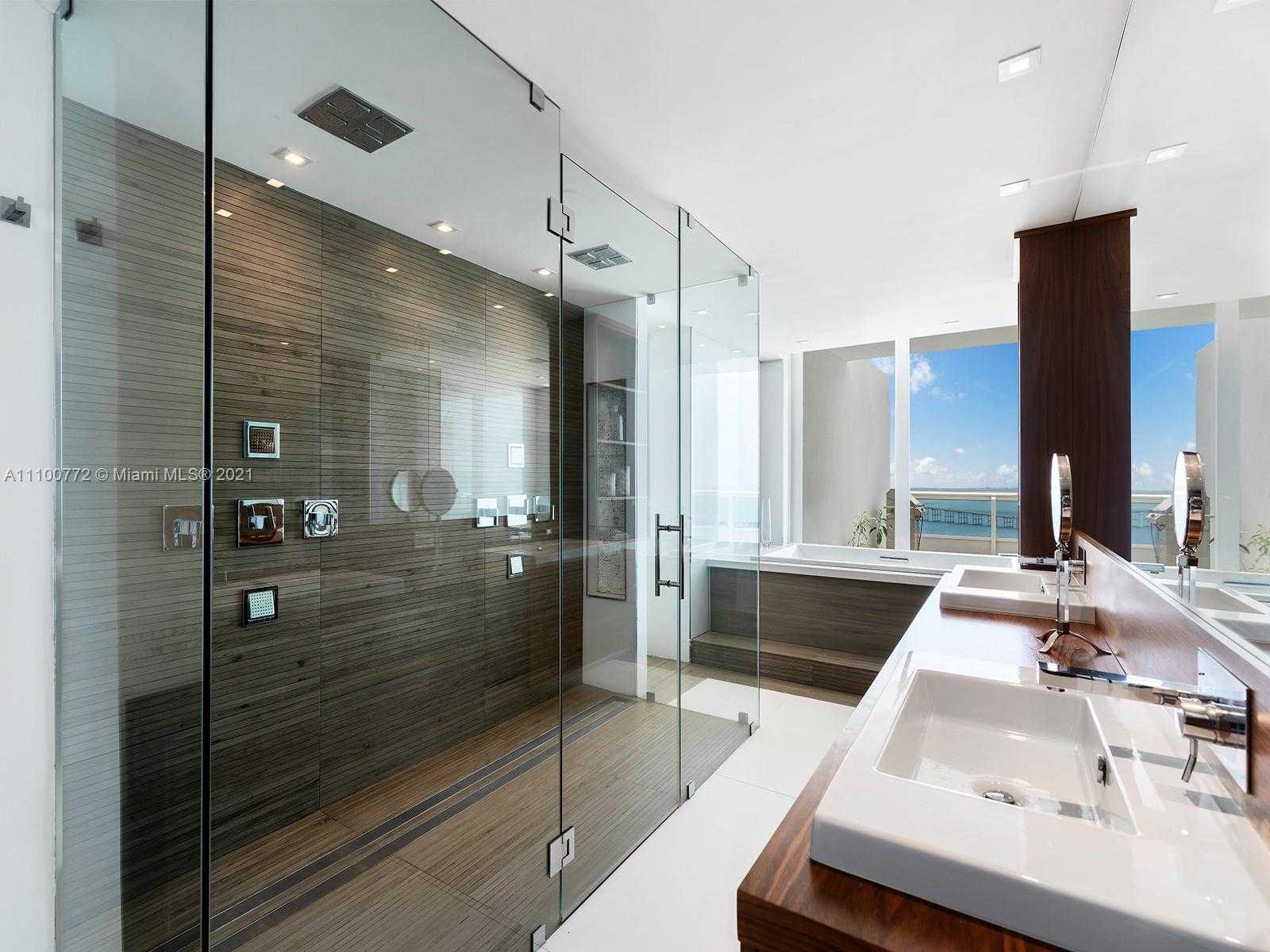 Small Image of 1643 BRICKELL AVE #2705, Miami Number 6