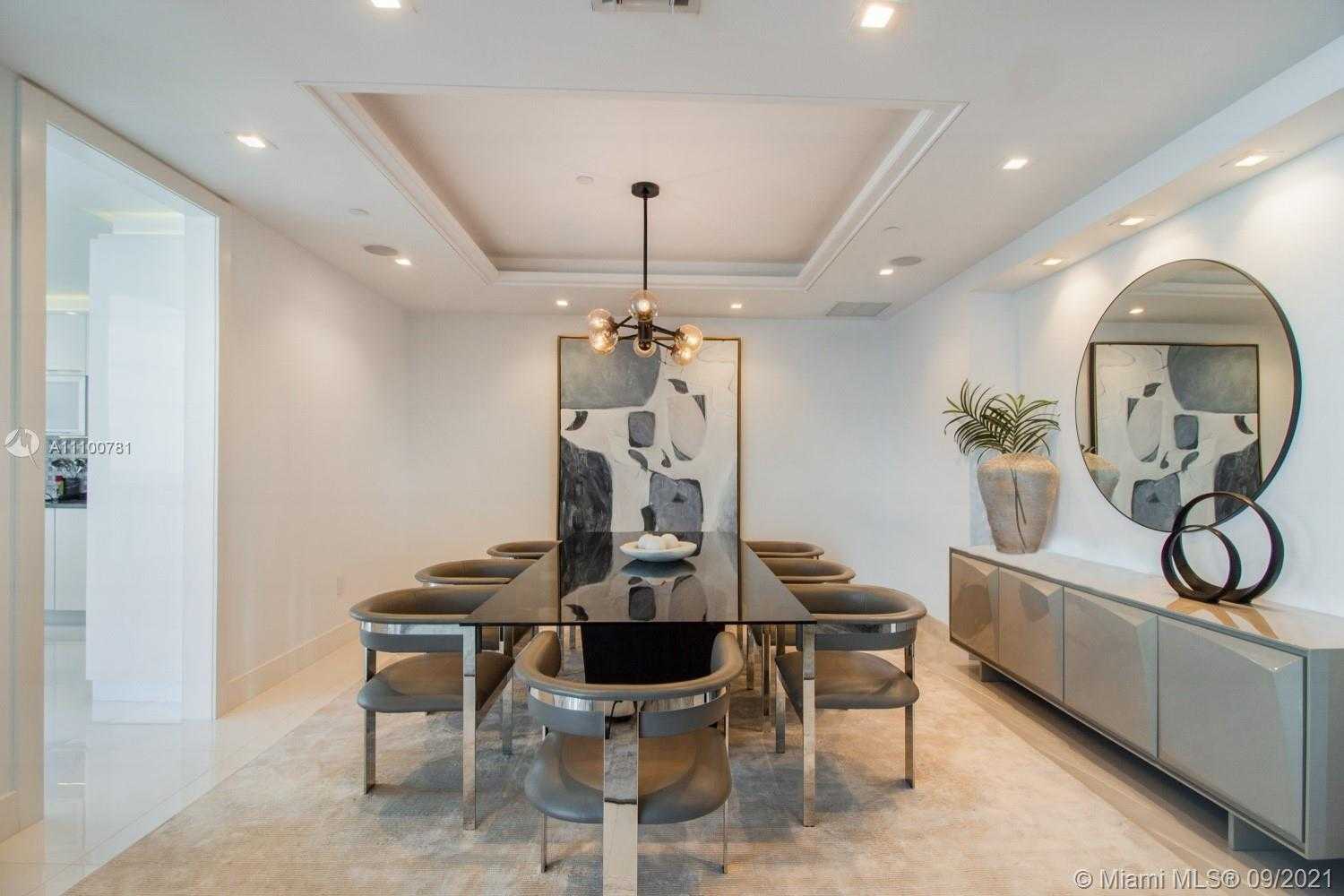 Small Image of 5959 COLLINS AVE #1605, Miami Beach Number 12