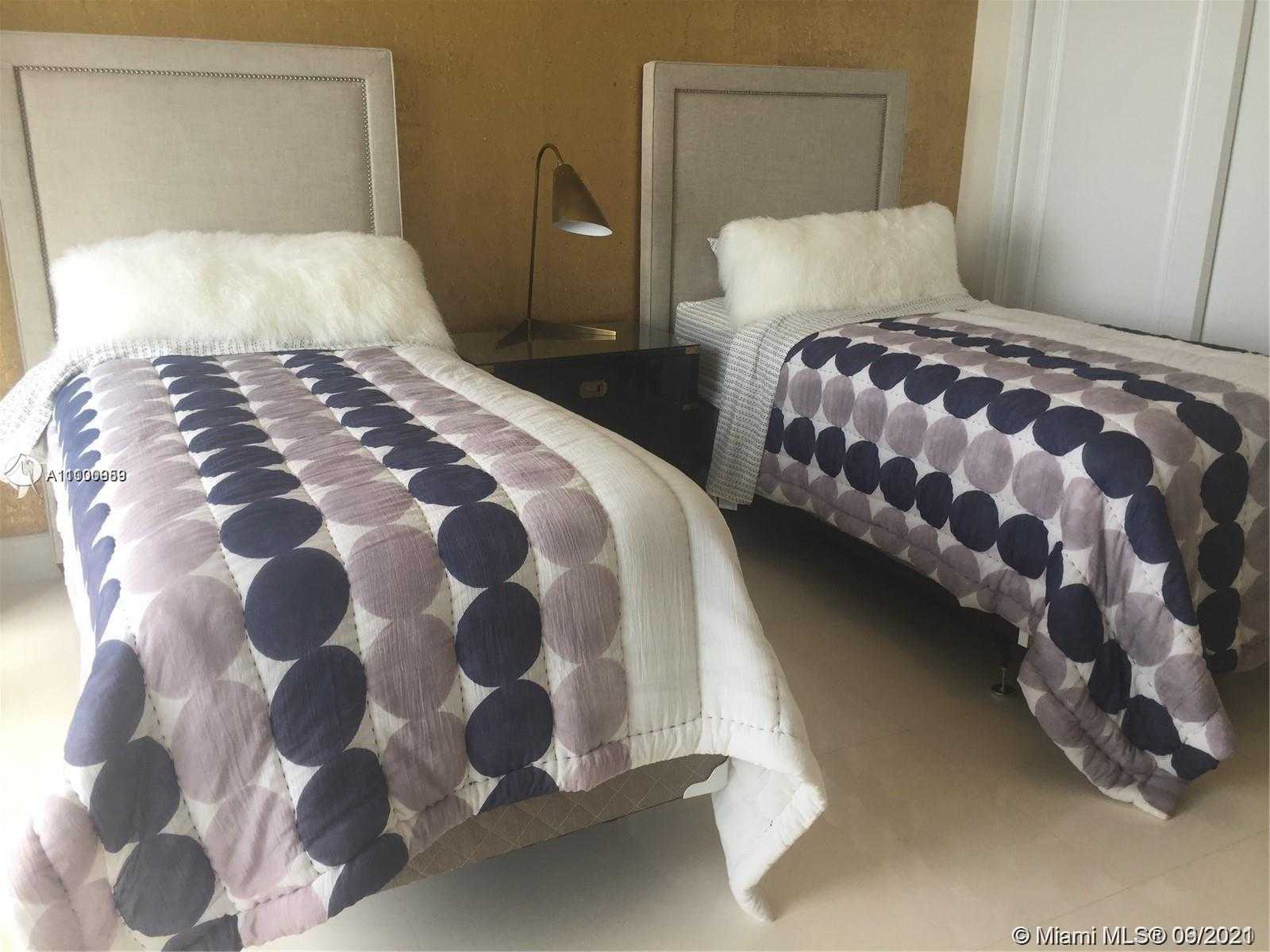 Small Image of 1425 BRICKELL AVE #59A, Miami Number 11