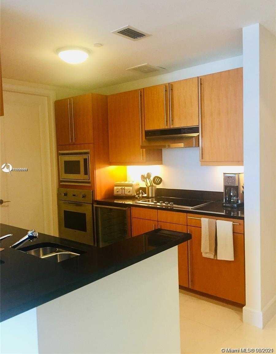 Small Image of 1425 BRICKELL AVE #59A, Miami Number 3