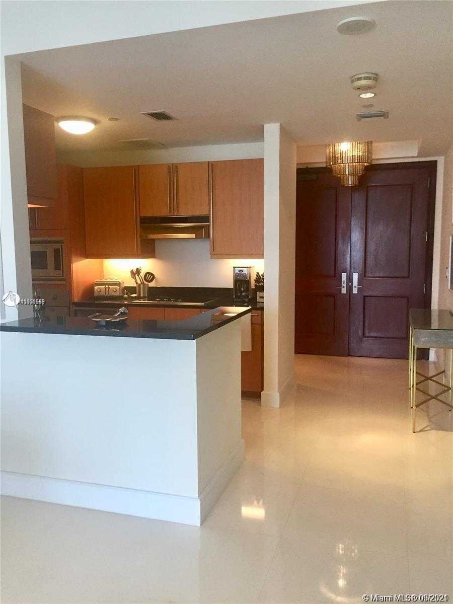 Small Image of 1425 BRICKELL AVE #59A, Miami Number 4