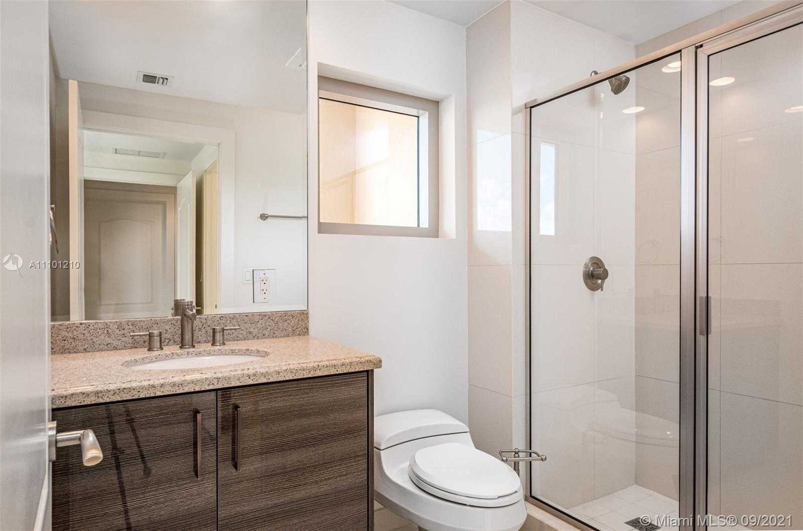 Small Image of 3415 NORTH OCEAN DRIVE #402, Hollywood Number 16