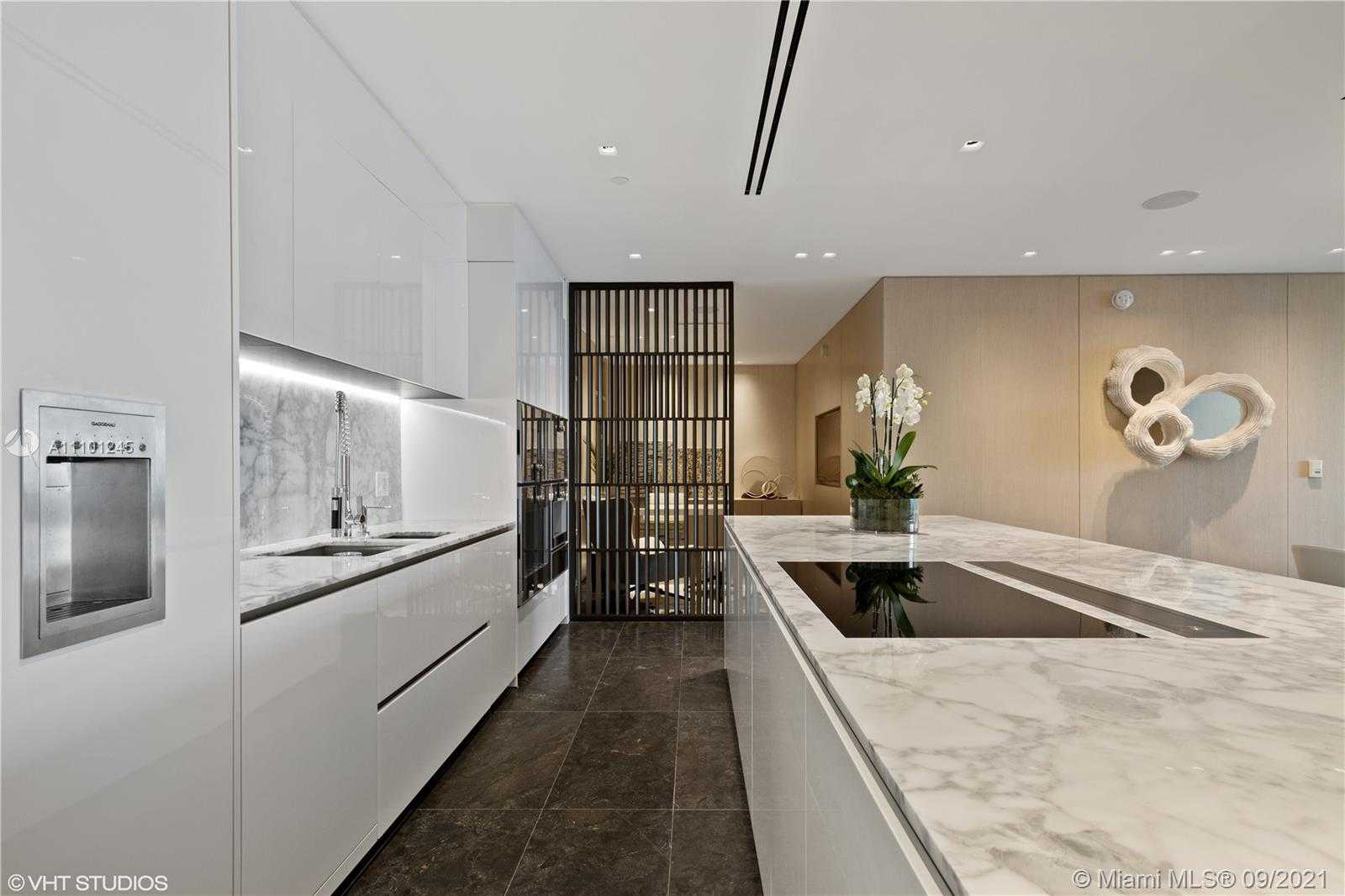 Small Image of 10201 COLLINS AVE #2606, Bal Harbour Number 11