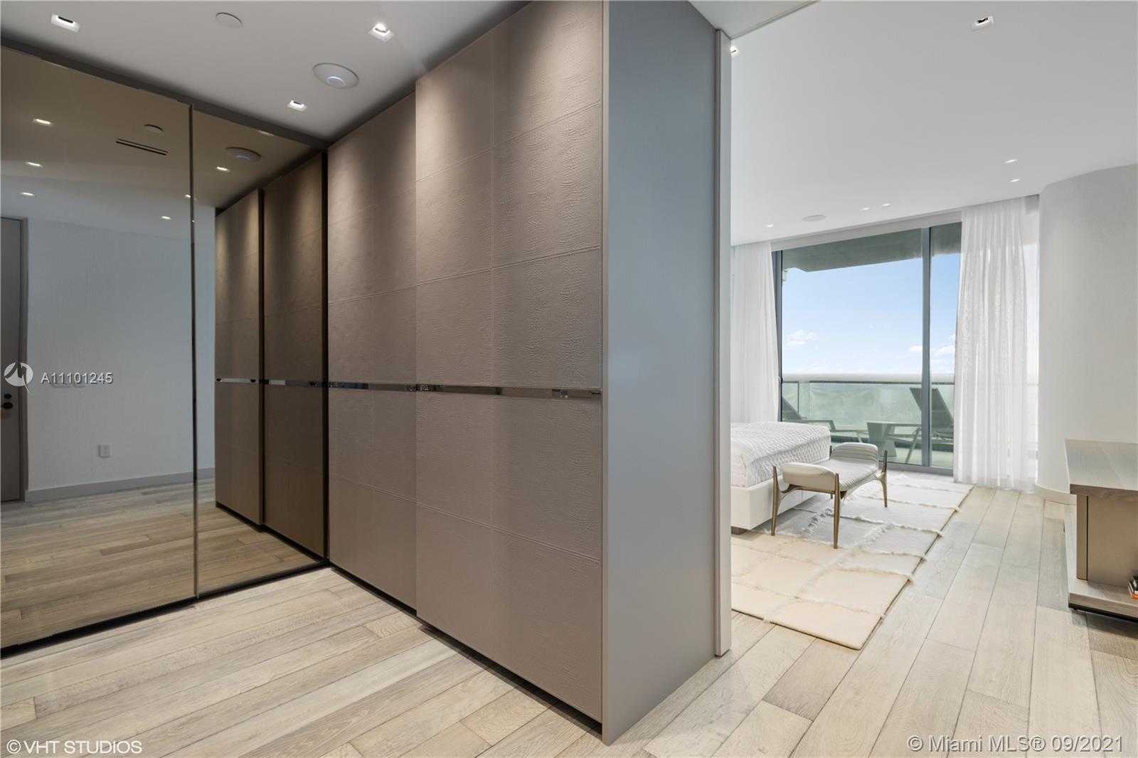 Small Image of 10201 COLLINS AVE #2606, Bal Harbour Number 24