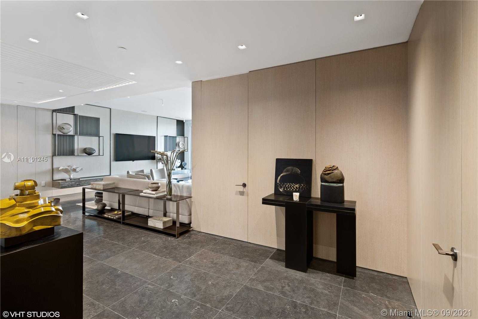 Small Image of 10201 COLLINS AVE #2606, Bal Harbour Number 3