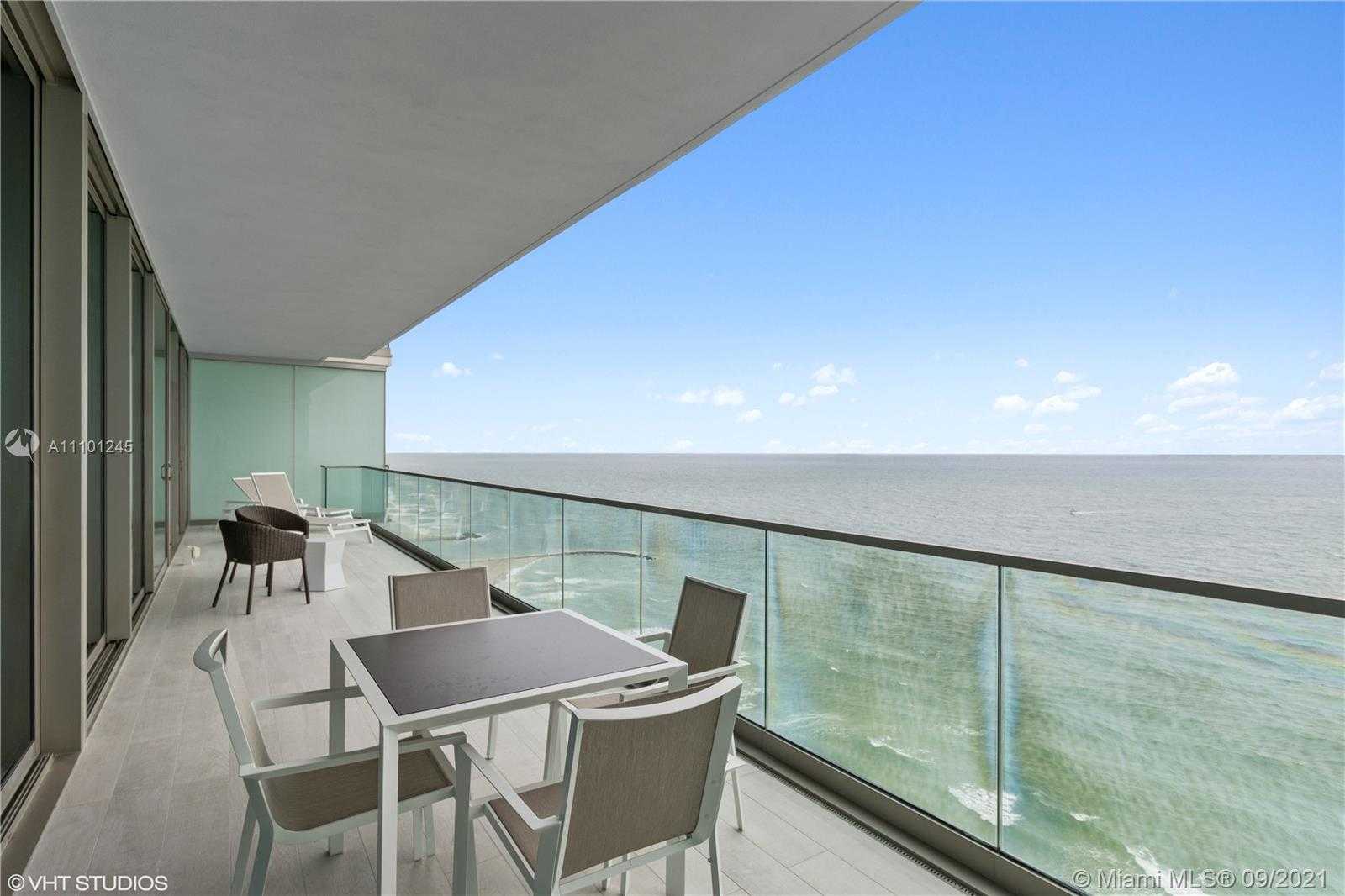 Small Image of 10201 COLLINS AVE #2606, Bal Harbour Number 30
