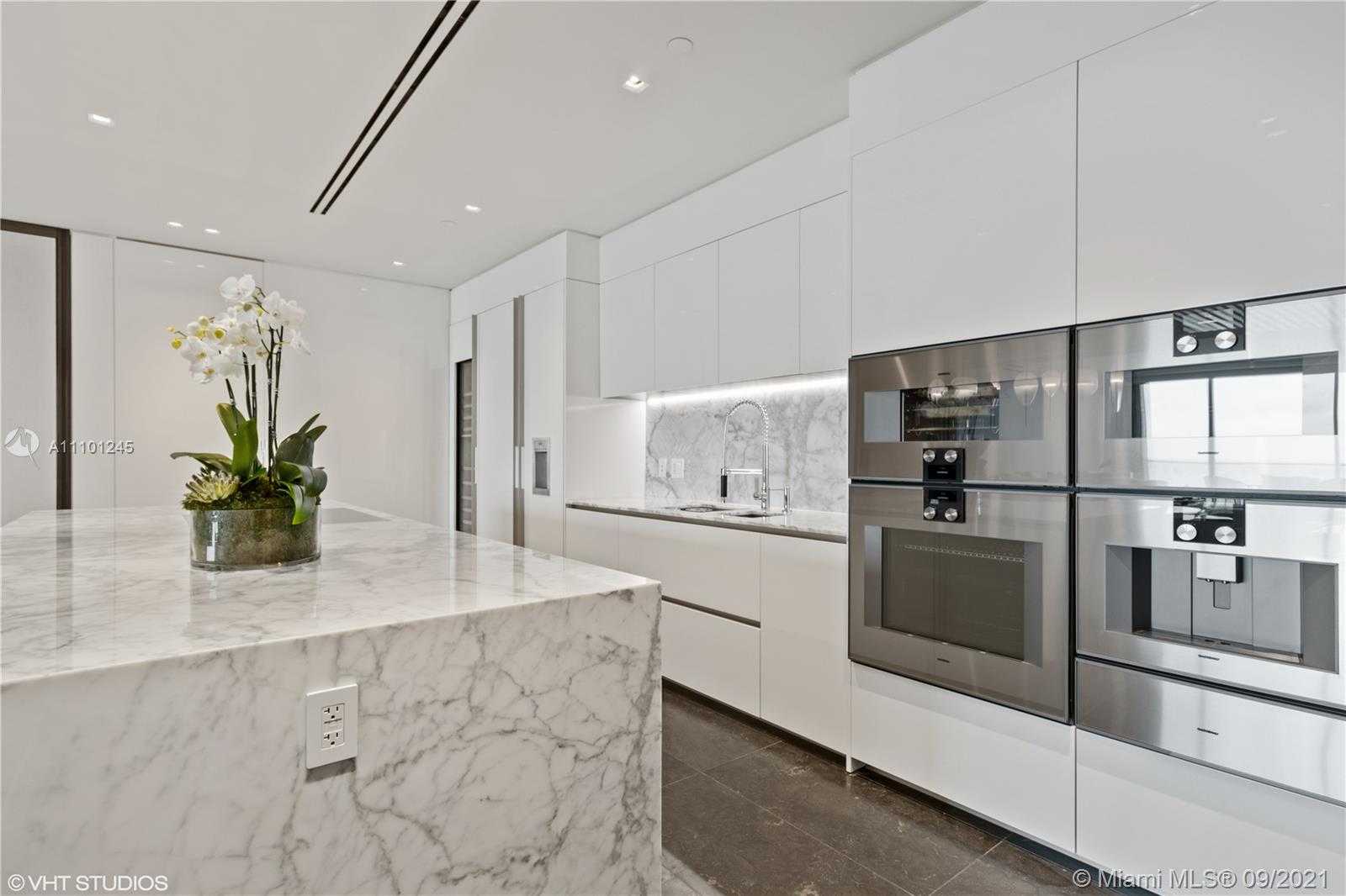 Small Image of 10201 COLLINS AVE #2606, Bal Harbour Number 9