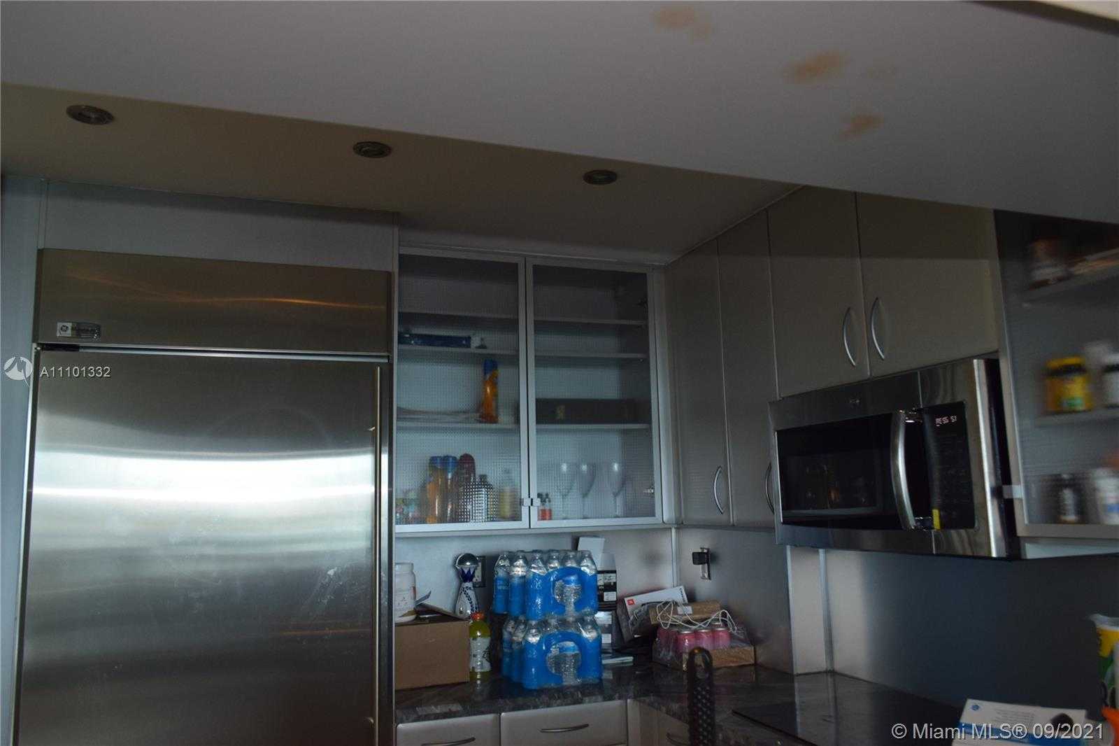 Small Image of 540 WEST AVE #913, Miami Beach Number 3