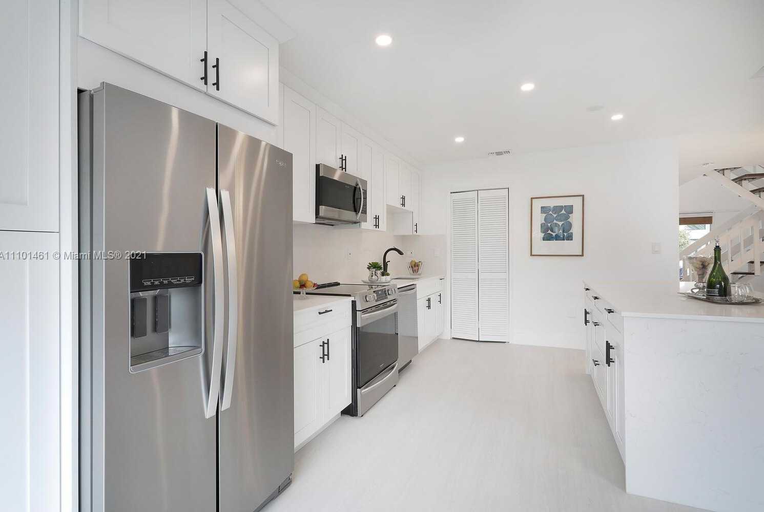 Small Image of 10806 SOUTH WEST 72 ST #101, Miami Number 12