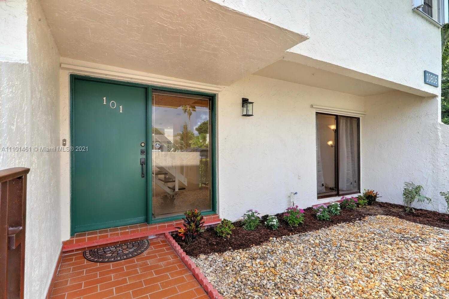 Small Image of 10806 SOUTH WEST 72 ST #101, Miami Number 2