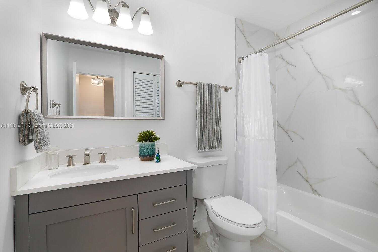 Small Image of 10806 SOUTH WEST 72 ST #101, Miami Number 25