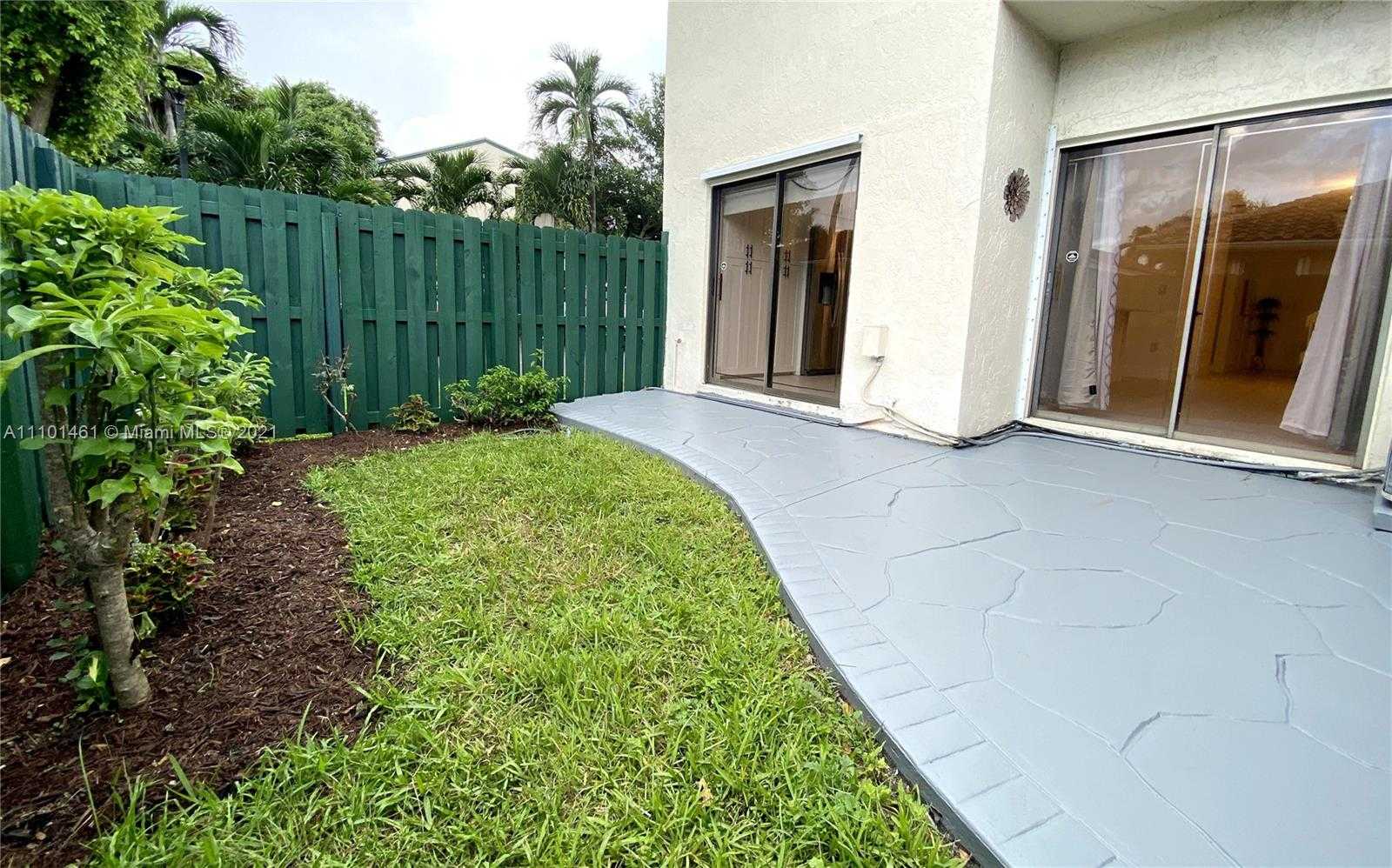 Small Image of 10806 SOUTH WEST 72 ST #101, Miami Number 29