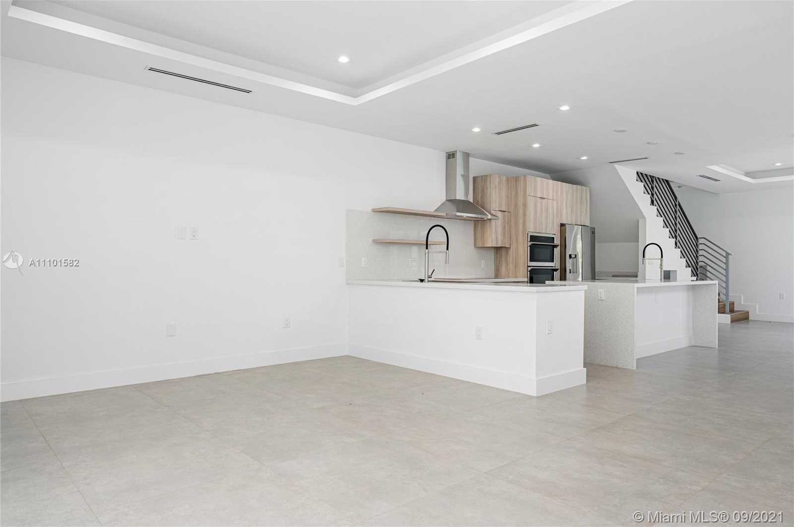 Small Image of 3524 SOUTH WEST 25TH TER #A&B, Miami Number 16