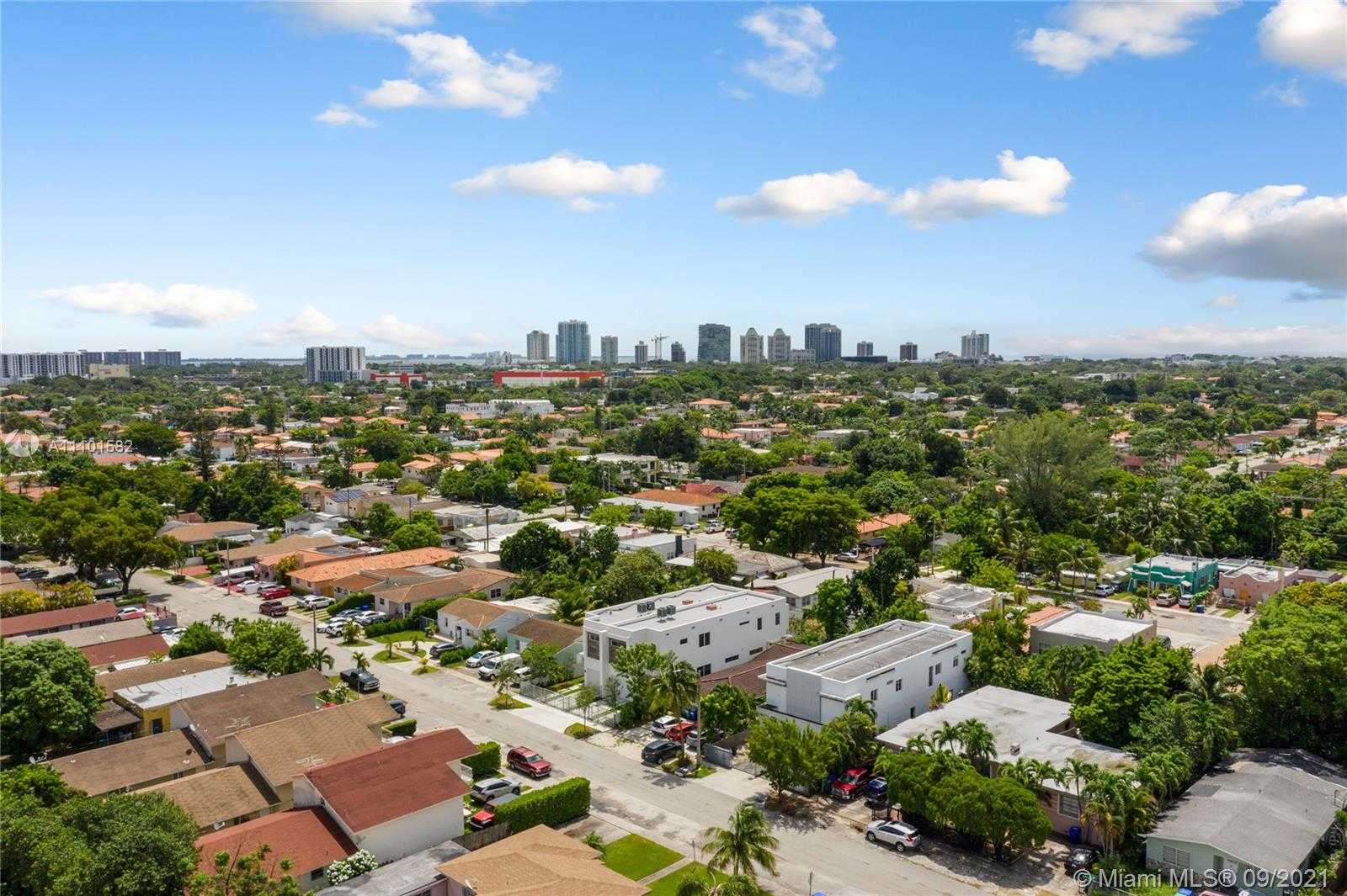 Small Image of 3524 SOUTH WEST 25TH TER #A&B, Miami Number 2