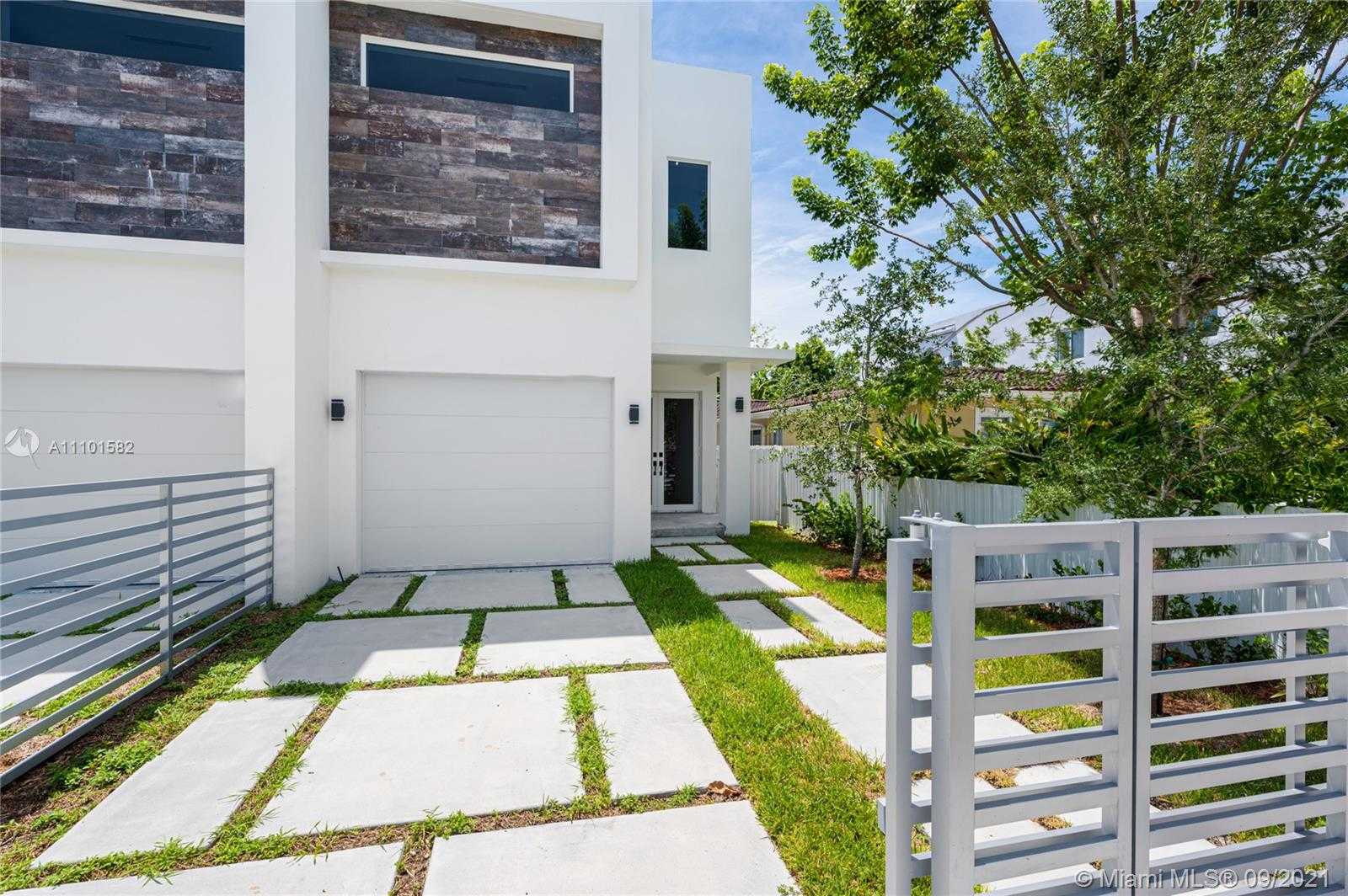 Small Image of 3524 SOUTH WEST 25TH TER #A&B, Miami Number 40