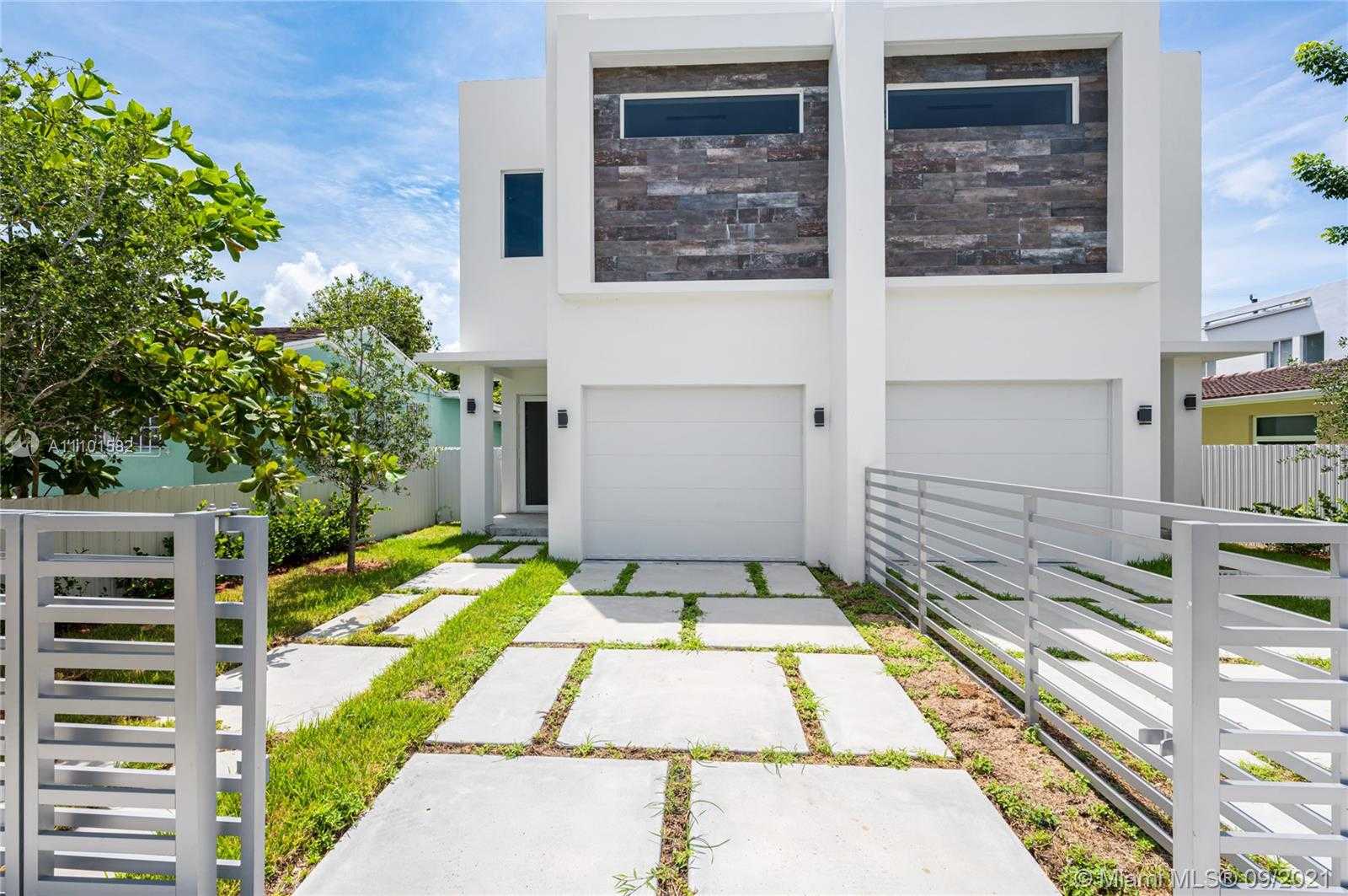 Small Image of 3524 SOUTH WEST 25TH TER #A&B, Miami Number 43