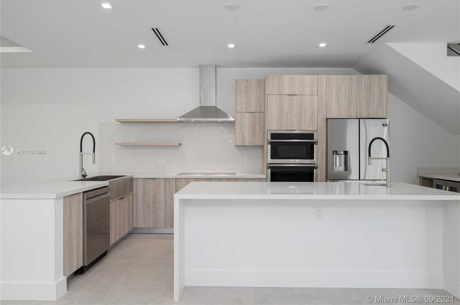 Small Image of 3524 SOUTH WEST 25TH TER #A&B, Miami Number 9