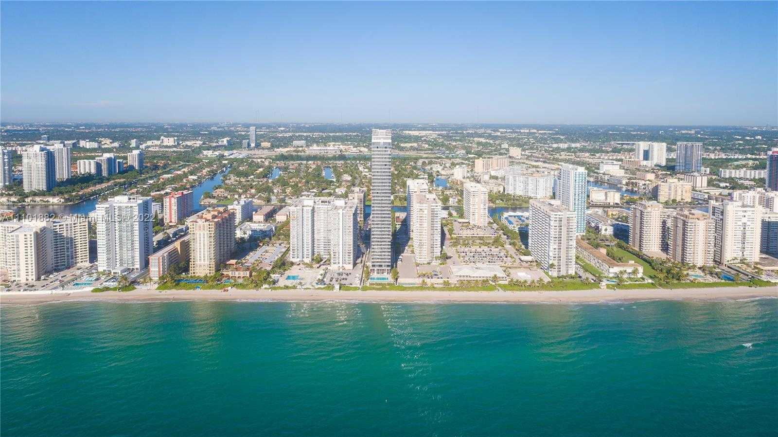 Small Image of 2000 SOUTH OCEAN DR #11B, Hallandale Beach Number 3