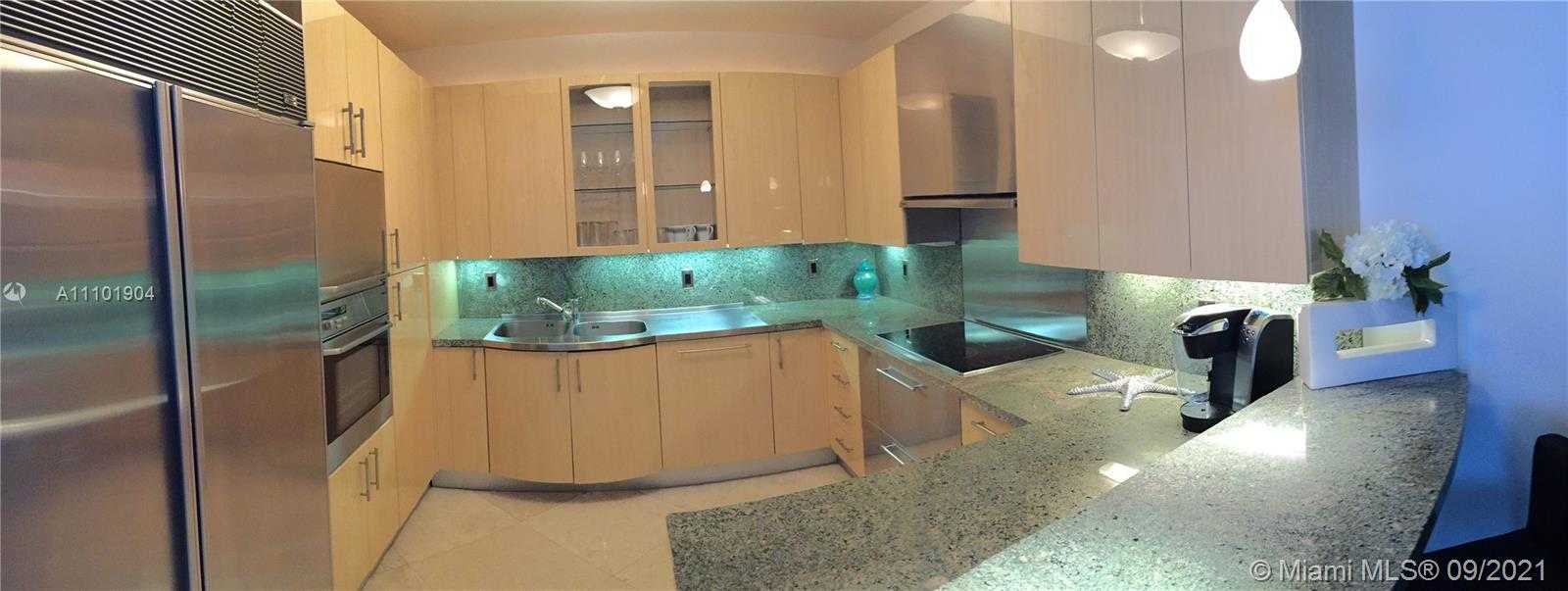 Small Image of 100 SOUTH POINTE DRIVE #1405, Miami Beach Number 8
