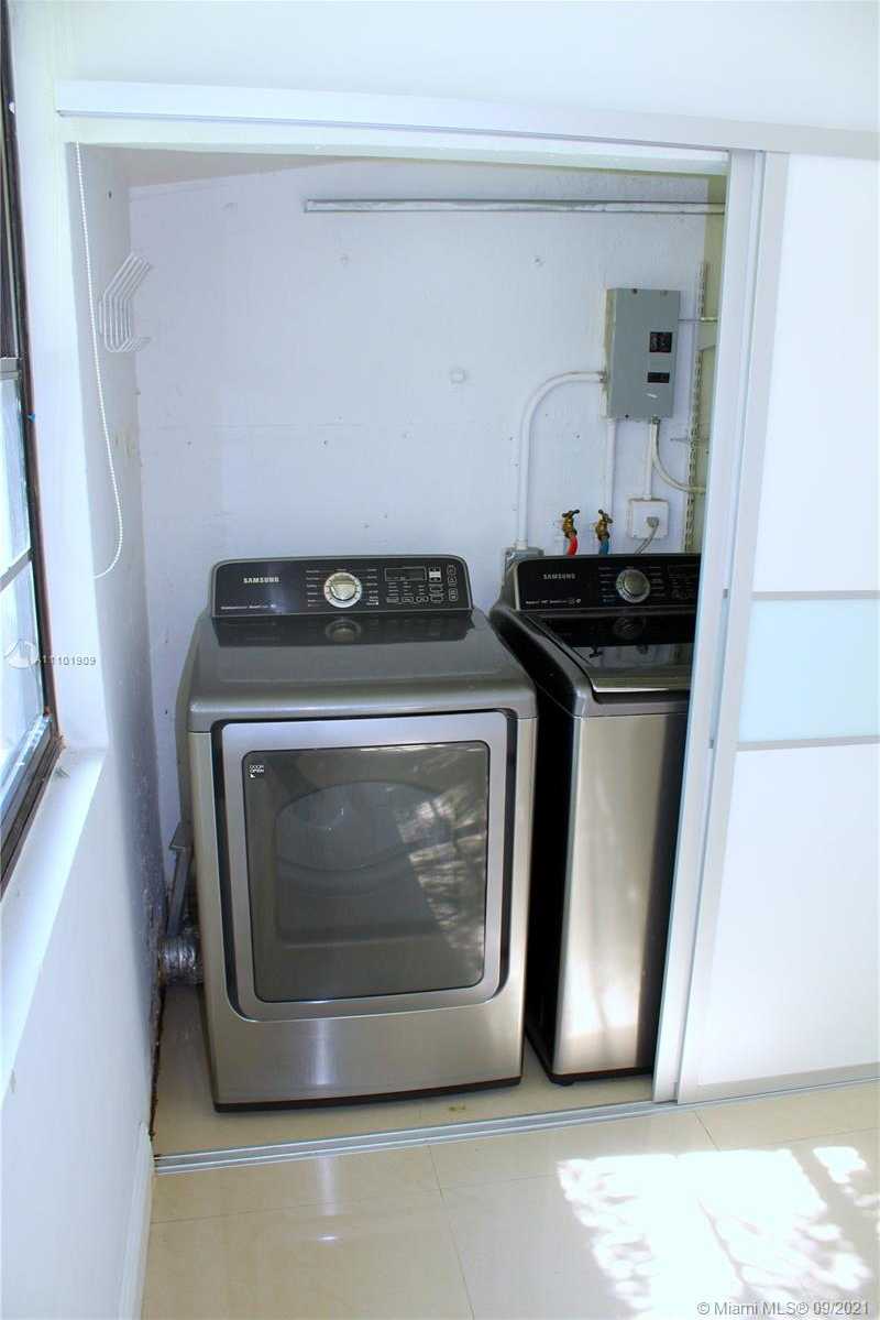 Small Image of 20300 WEST COUNTRY CLUB DR #120-3, Aventura Number 10