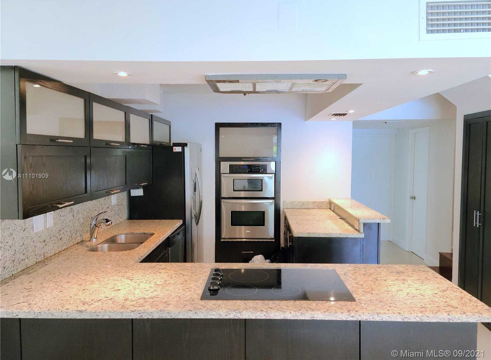 Small Image of 20300 WEST COUNTRY CLUB DR #120-3, Aventura Number 2