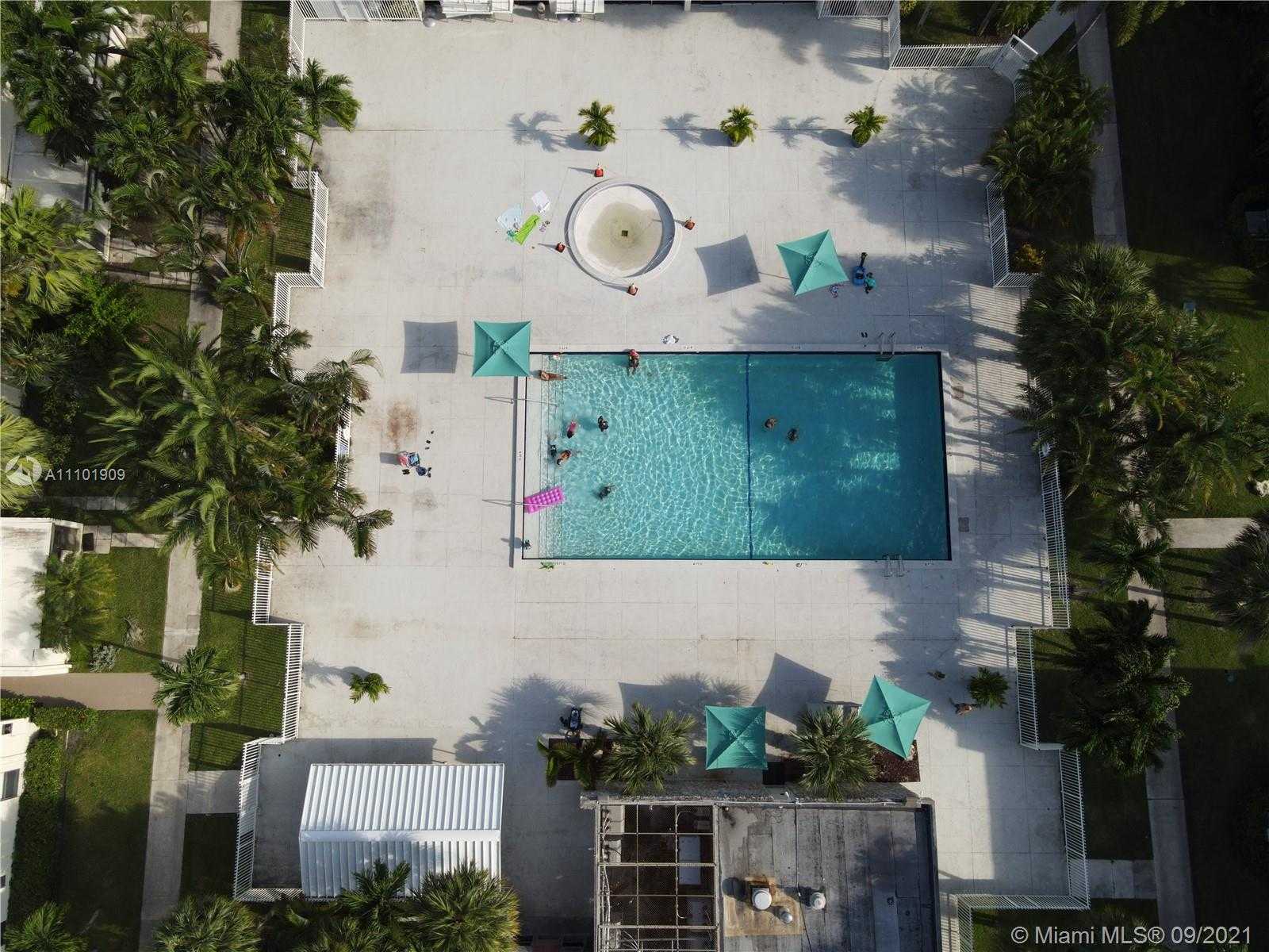 Small Image of 20300 WEST COUNTRY CLUB DR #120-3, Aventura Number 23