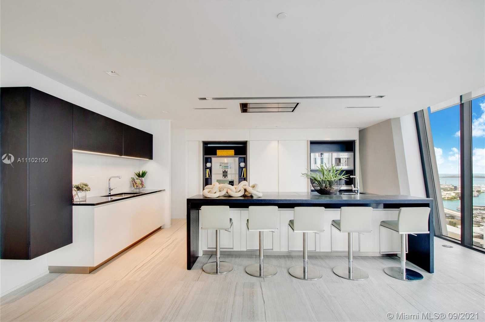 Small Image of 1000 BISCAYNE BLVD #3001, Miami Number 13