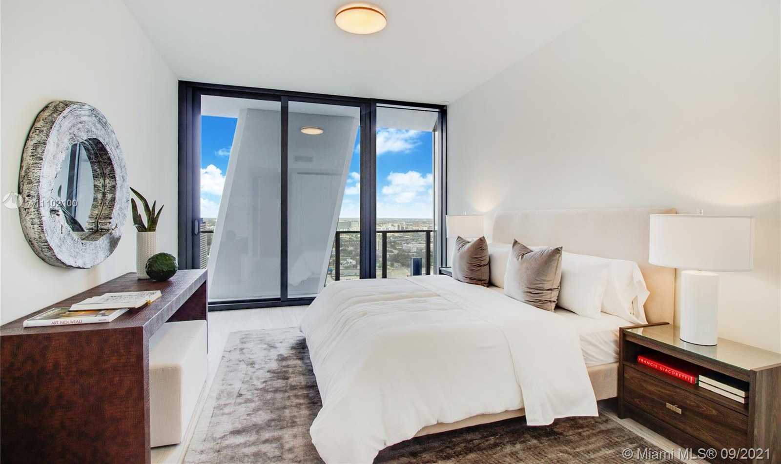 Small Image of 1000 BISCAYNE BLVD #3001, Miami Number 16
