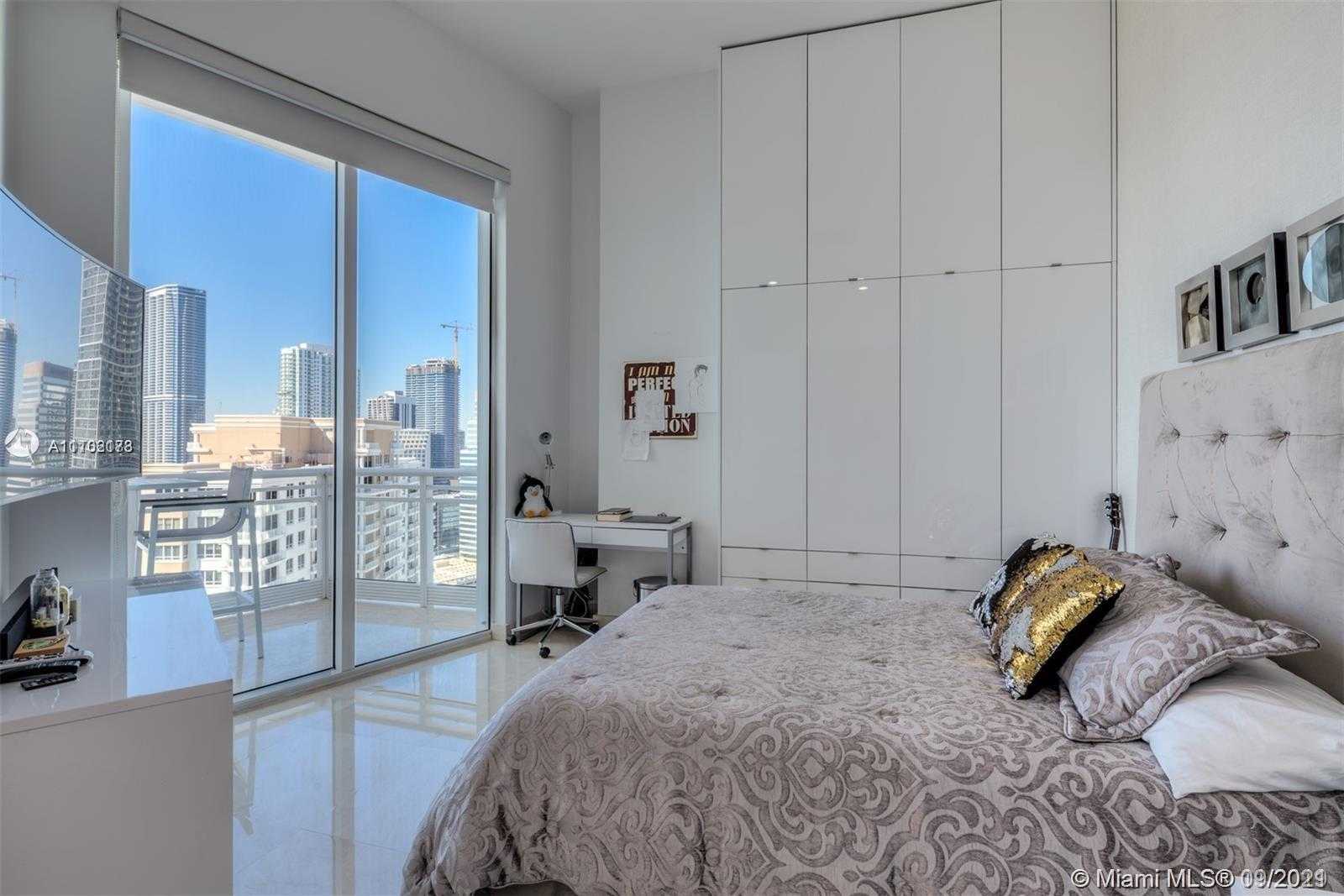 Small Image of 900 BRICKELL KEY BLVD #2805, Miami Number 14