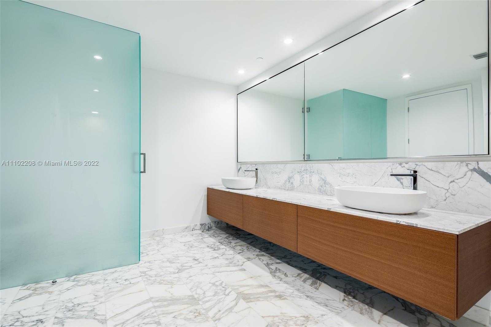 Small Image of 10201 COLLINS AVE #2103, Bal Harbour Number 12